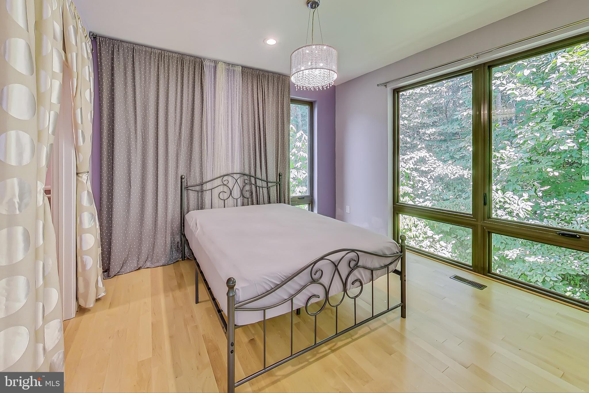 Real estate listing preview #52