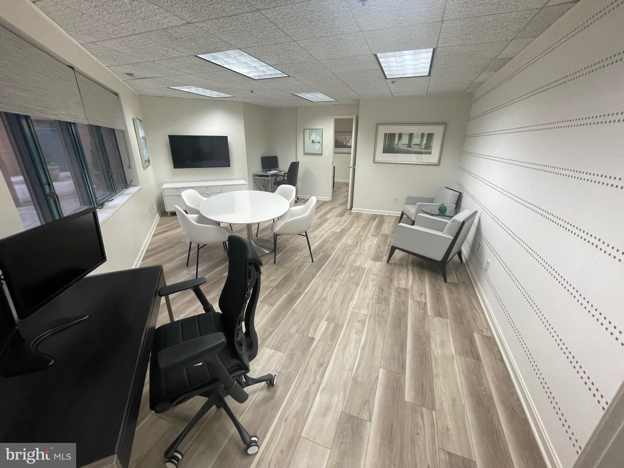 Real estate listing preview #3