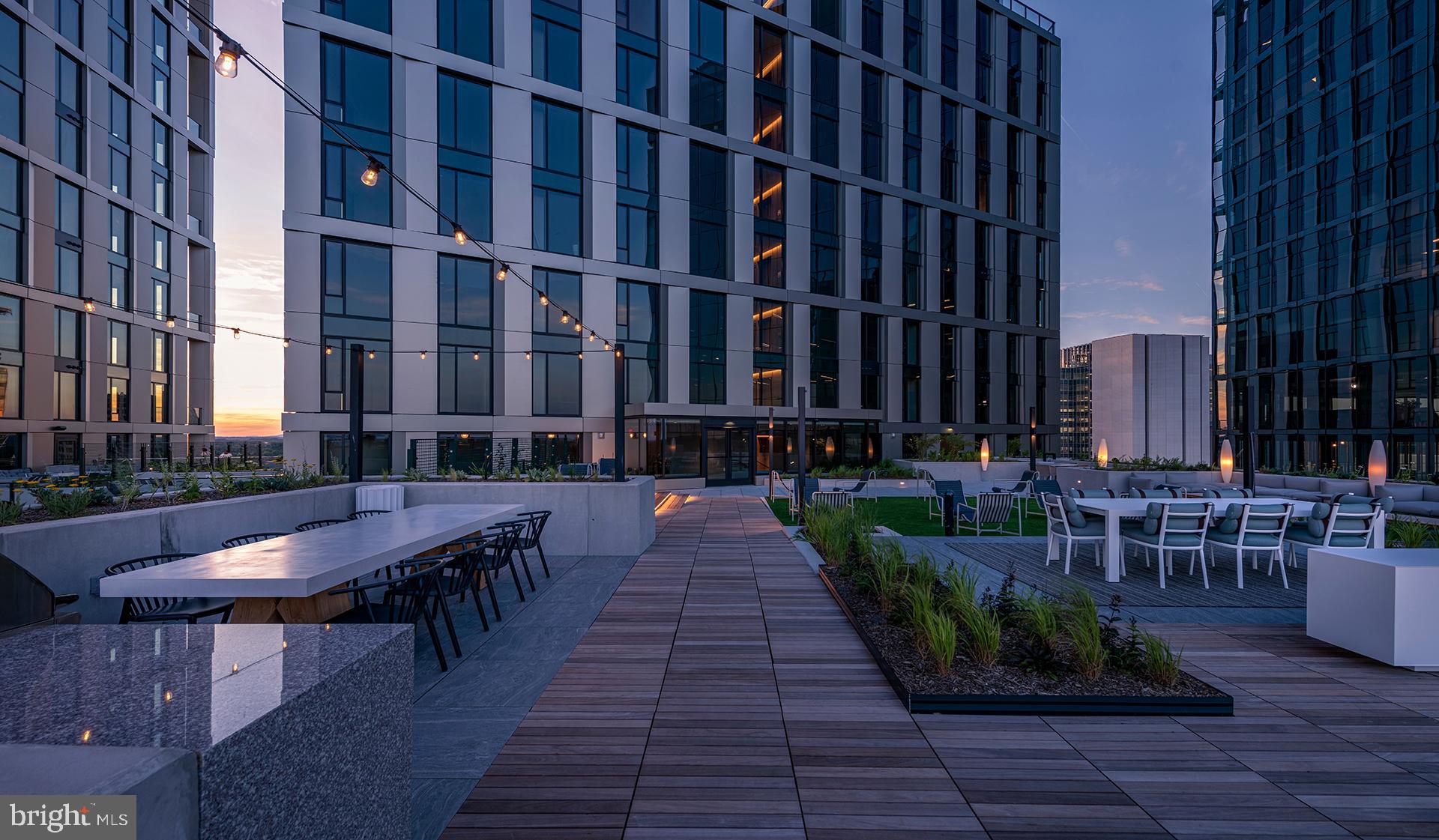 Real estate listing preview #12