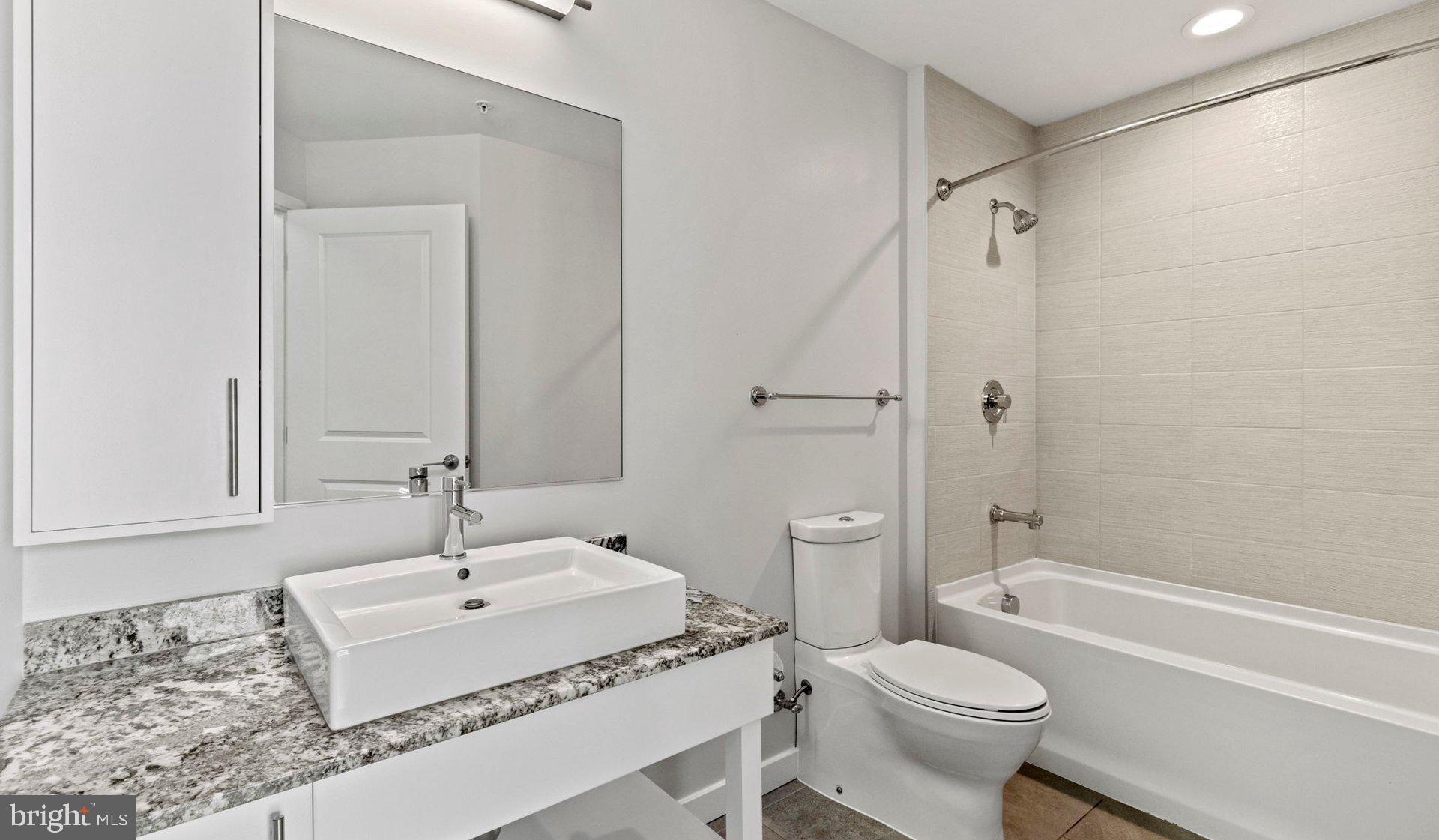 Real estate listing preview #114