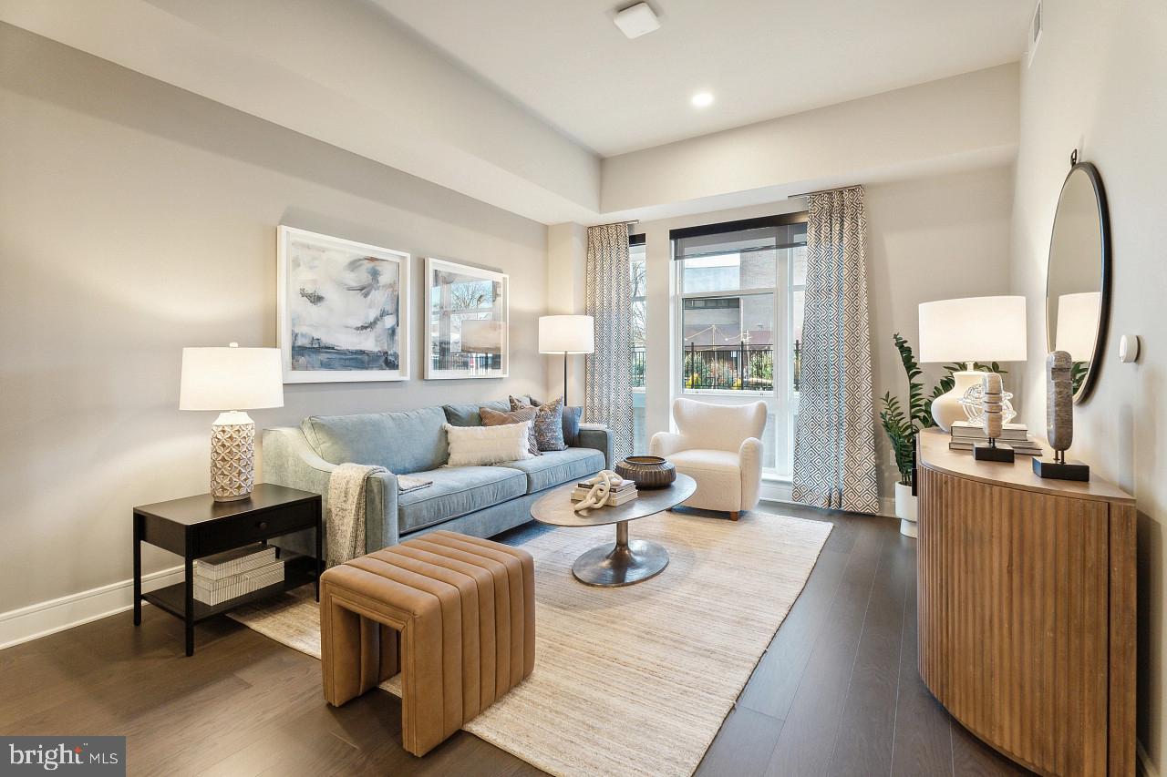 Real estate listing preview #5