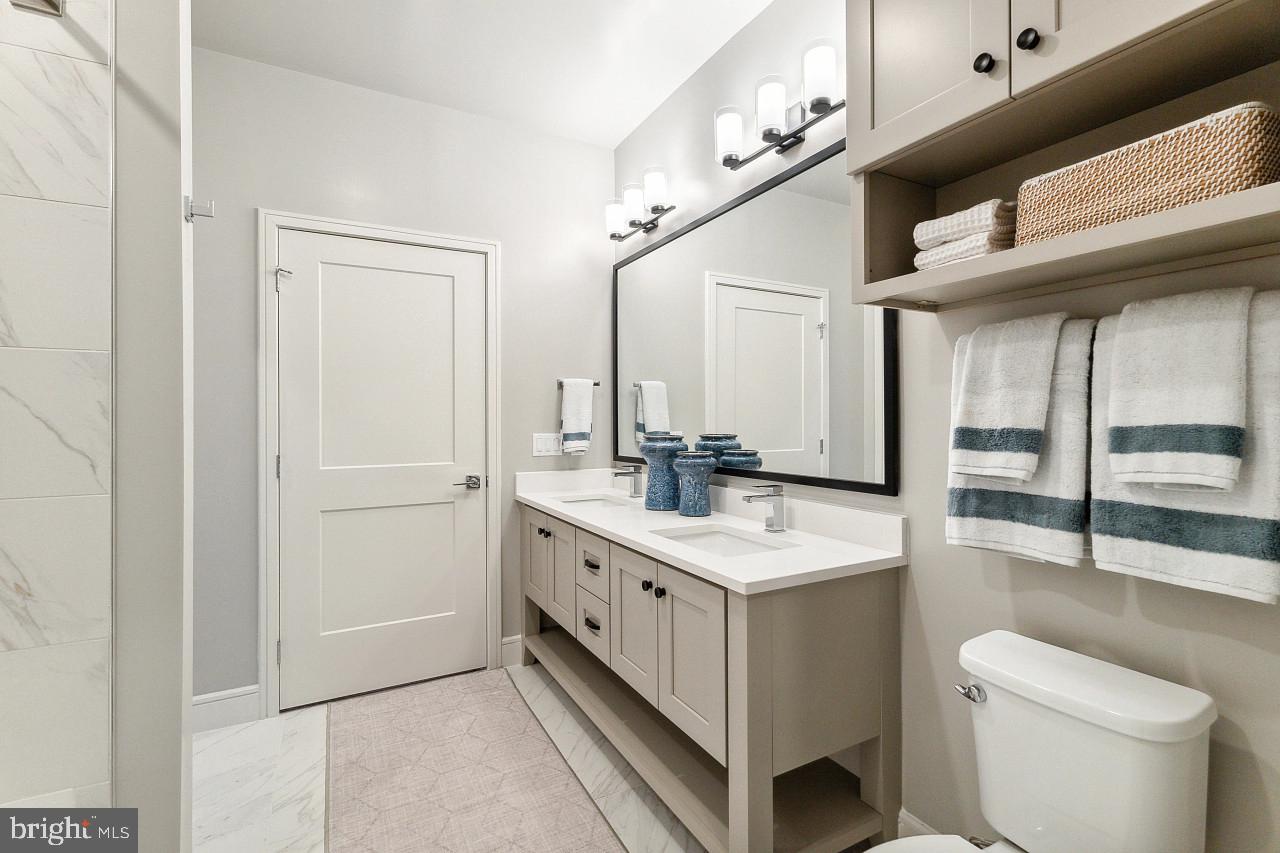 Real estate listing preview #8