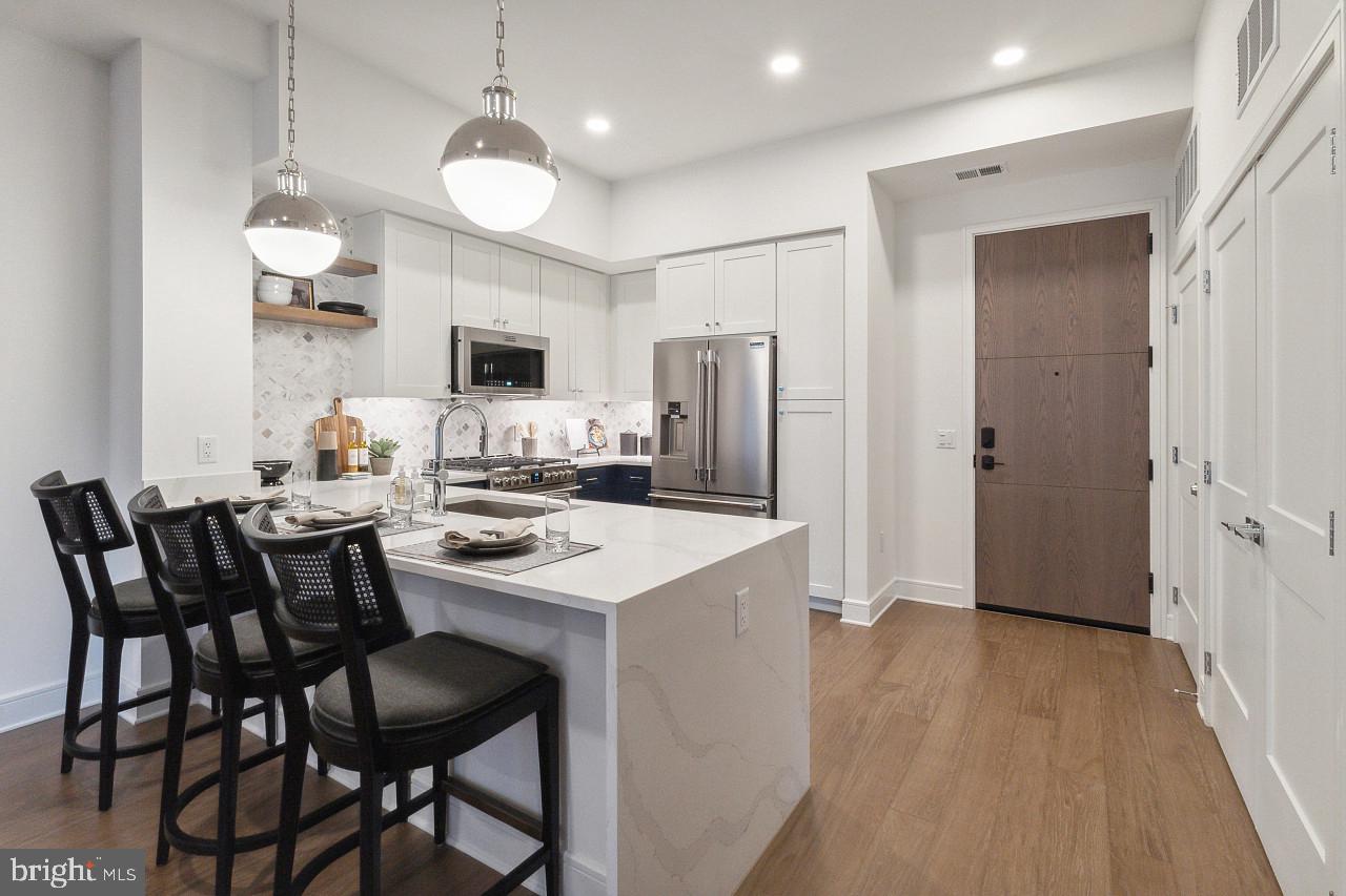 Real estate listing preview #2