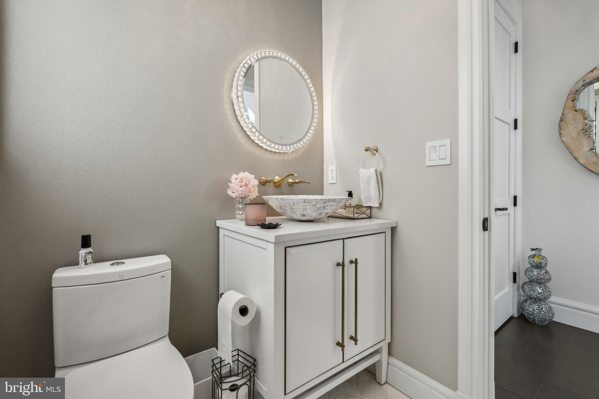 Real estate listing preview #8