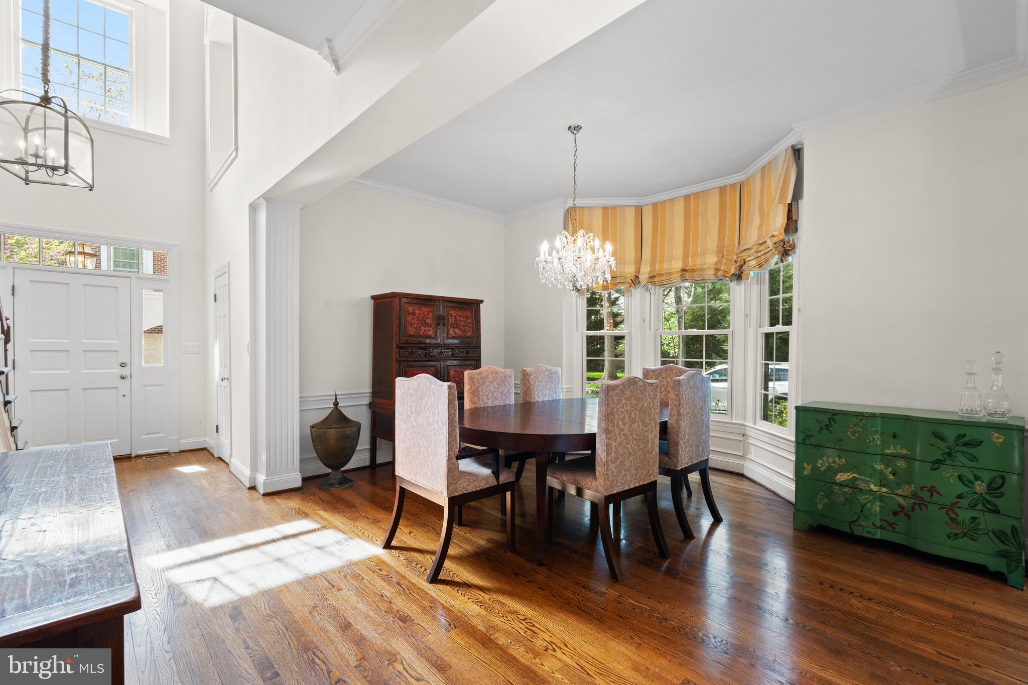 Real estate listing preview #12