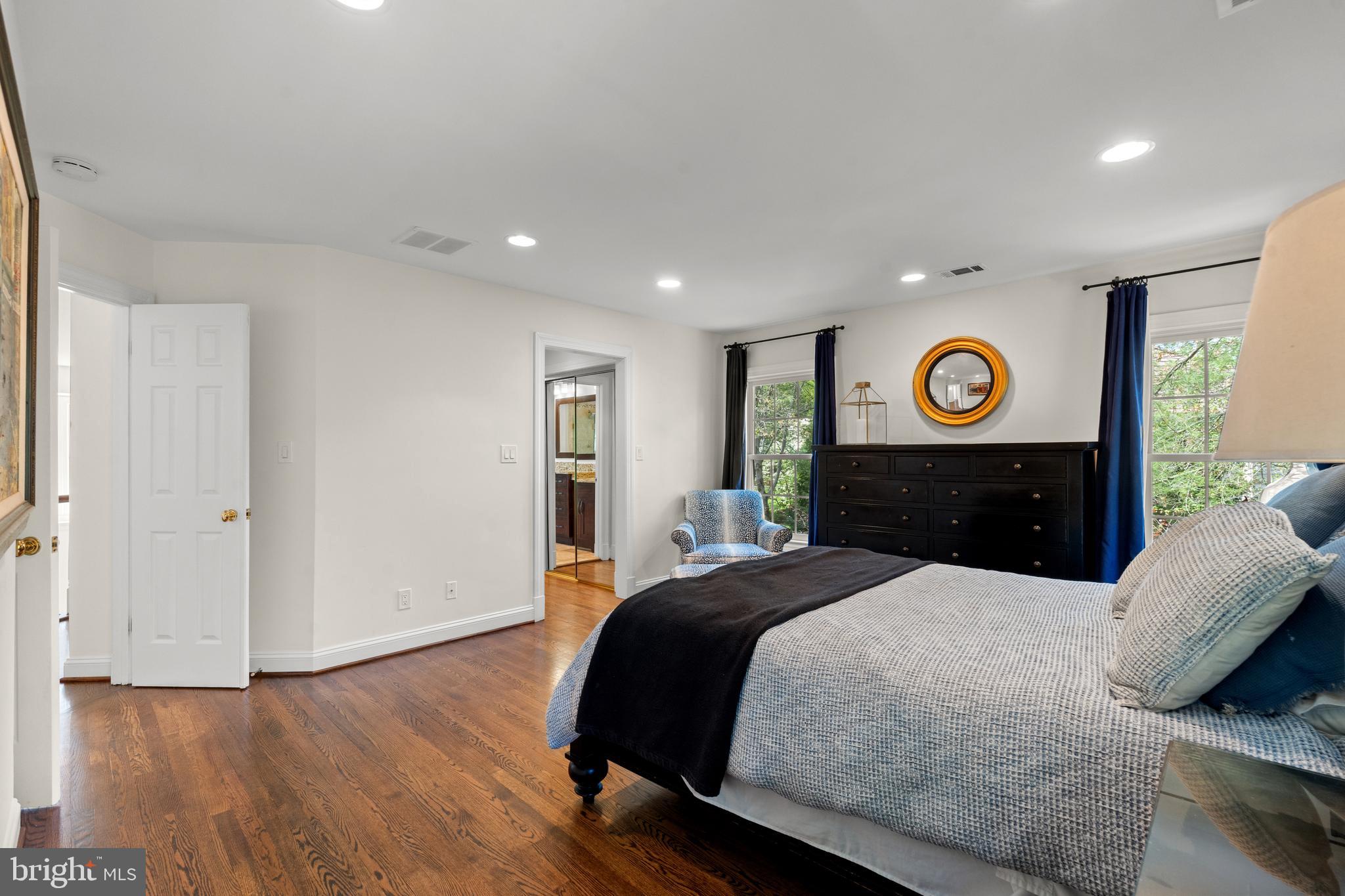 Real estate listing preview #26