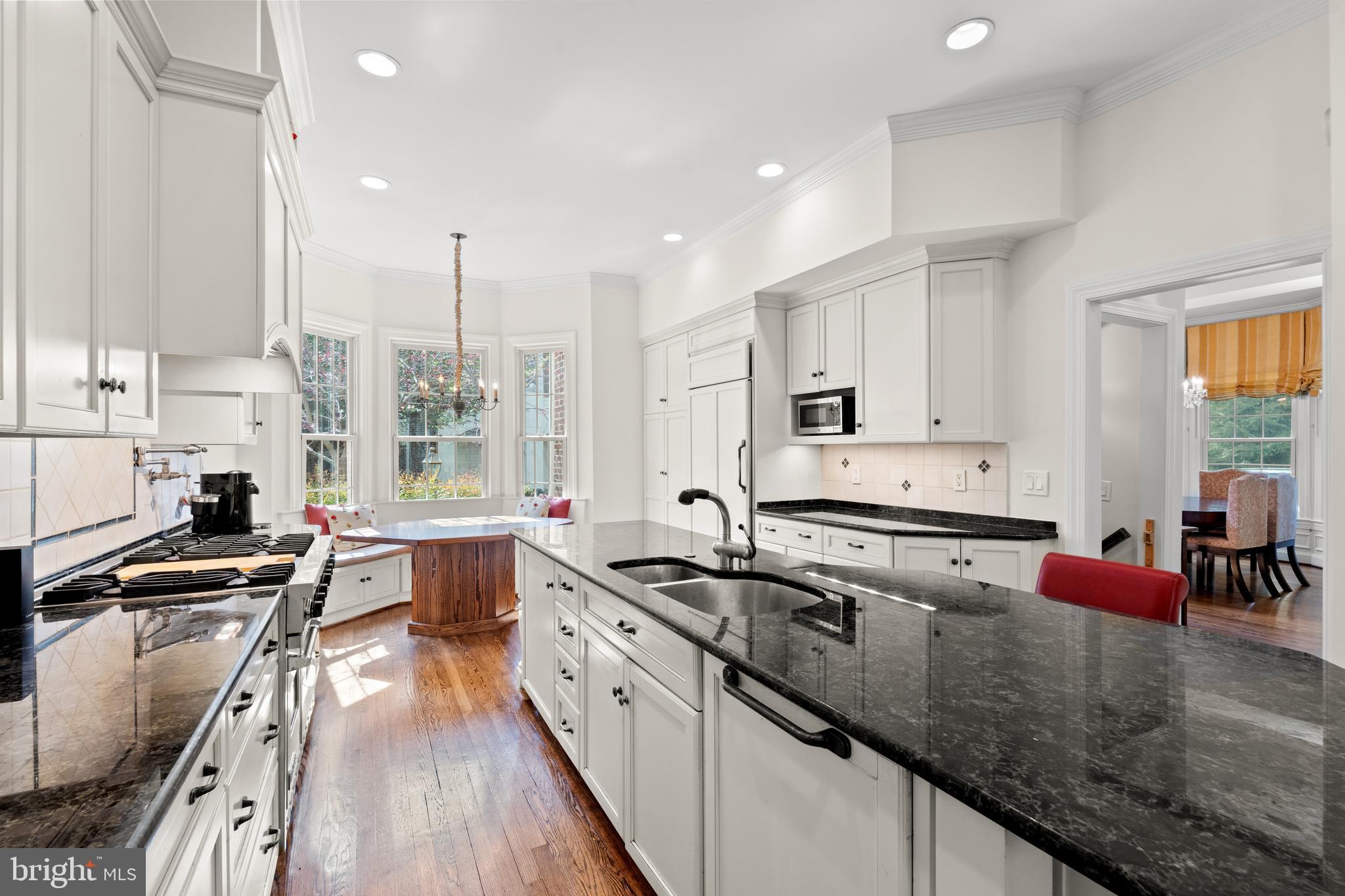 Real estate listing preview #15