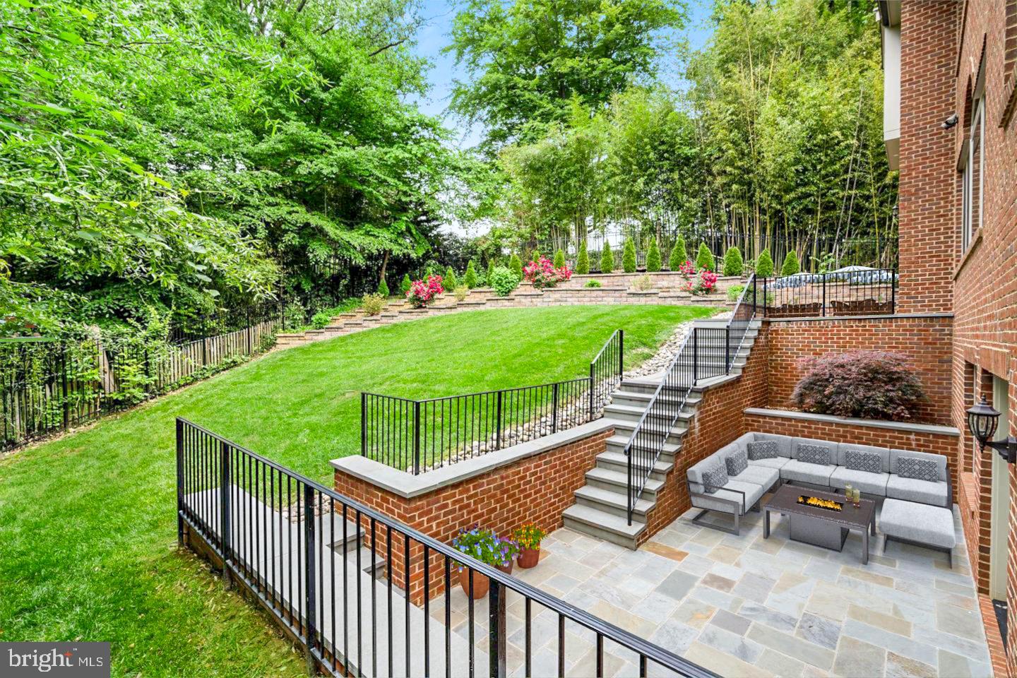 Real estate listing preview #52