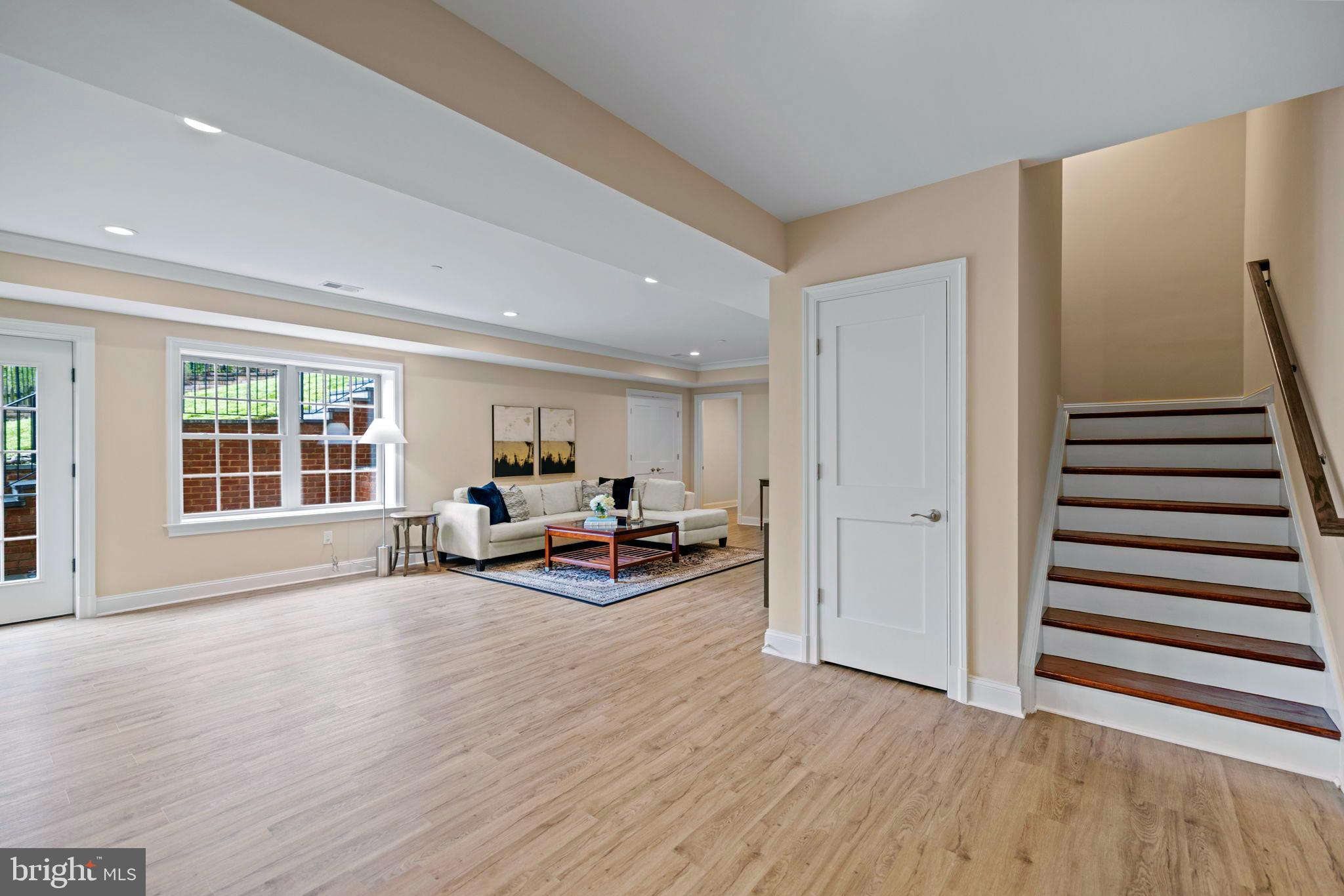 Real estate listing preview #43