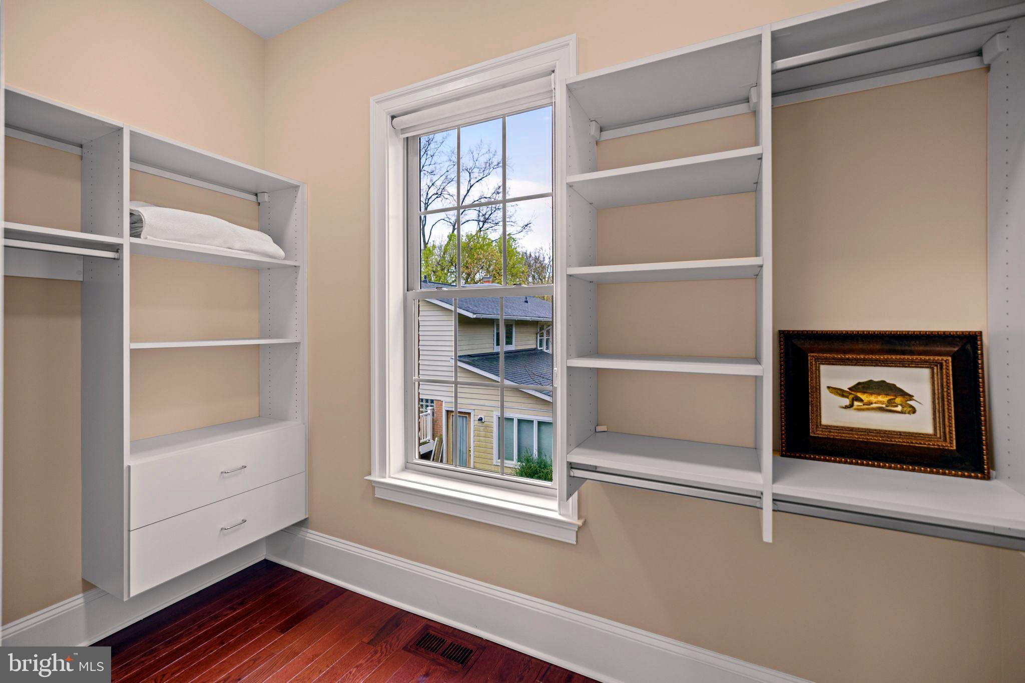 Real estate listing preview #23