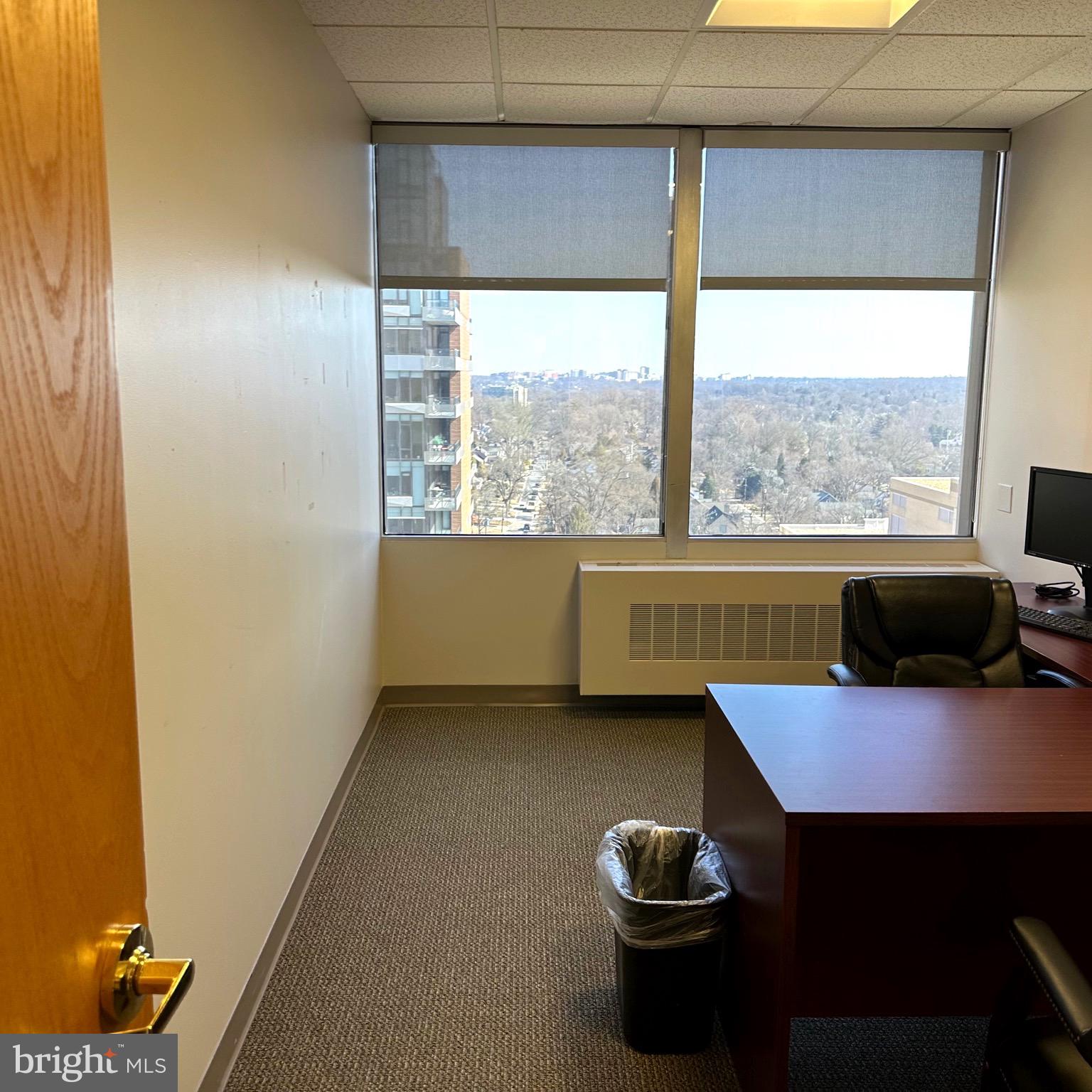 Real estate listing preview #8