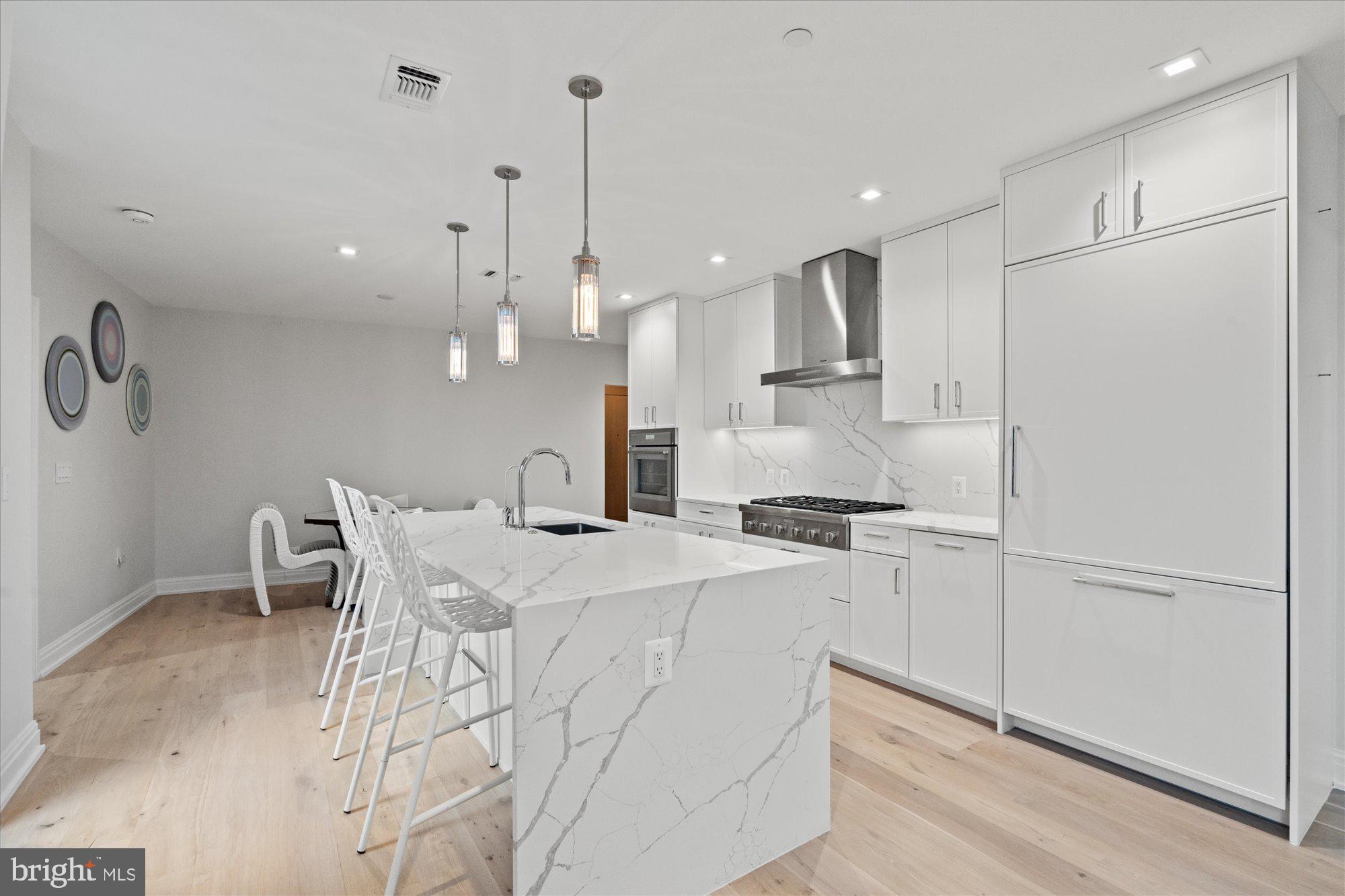 Real estate listing preview #9