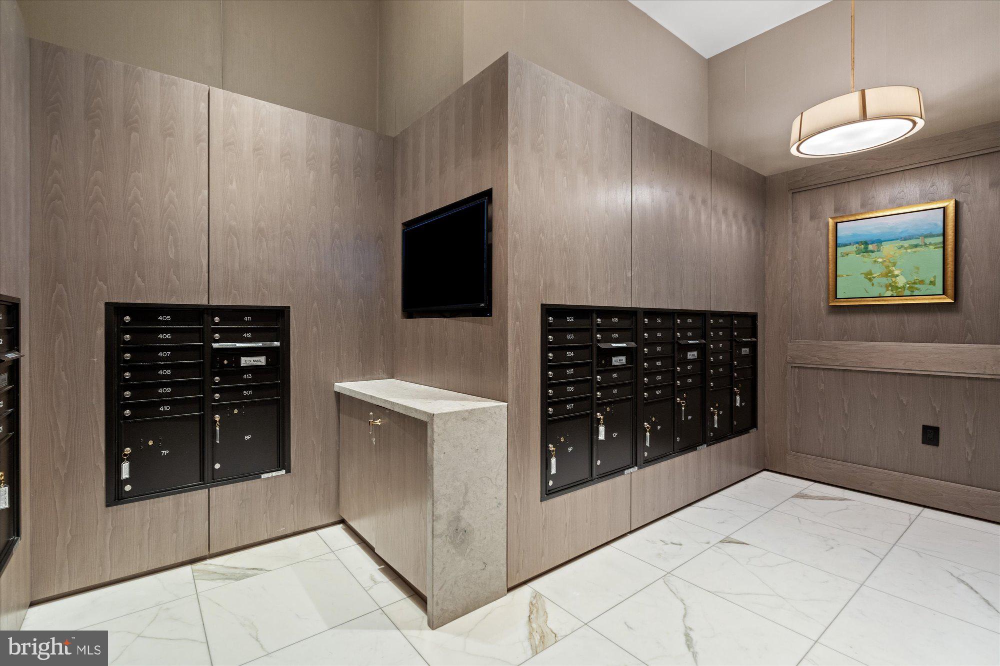 Real estate listing preview #37