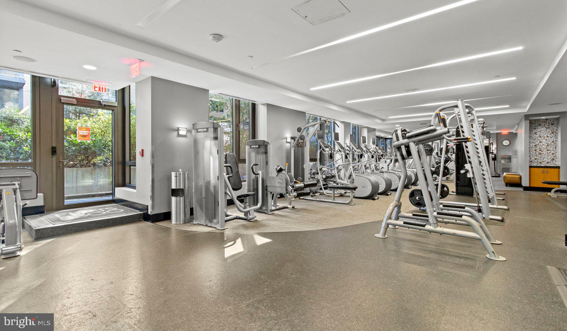 Real estate listing preview #38