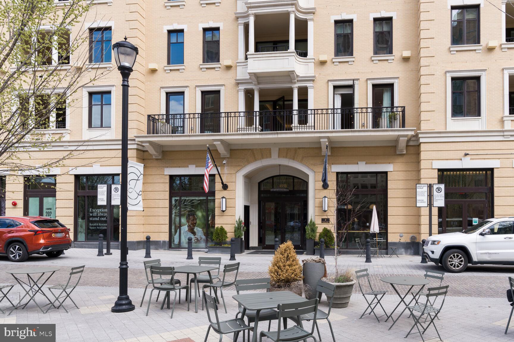 Real estate listing preview #3