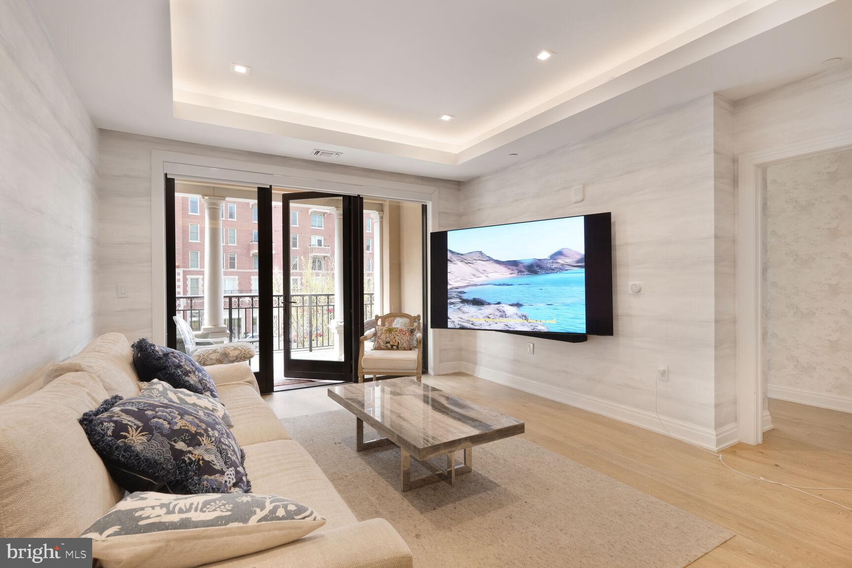 Real estate listing preview #6