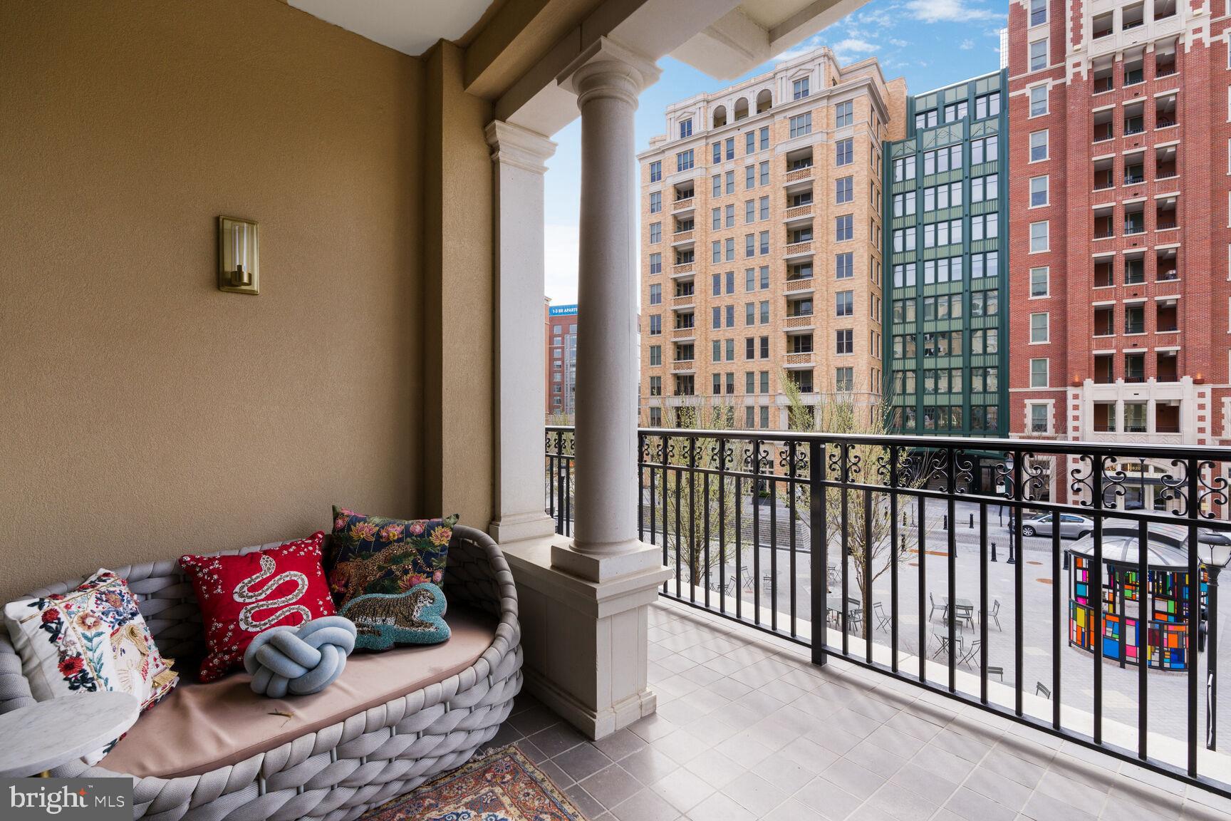 Real estate listing preview #1