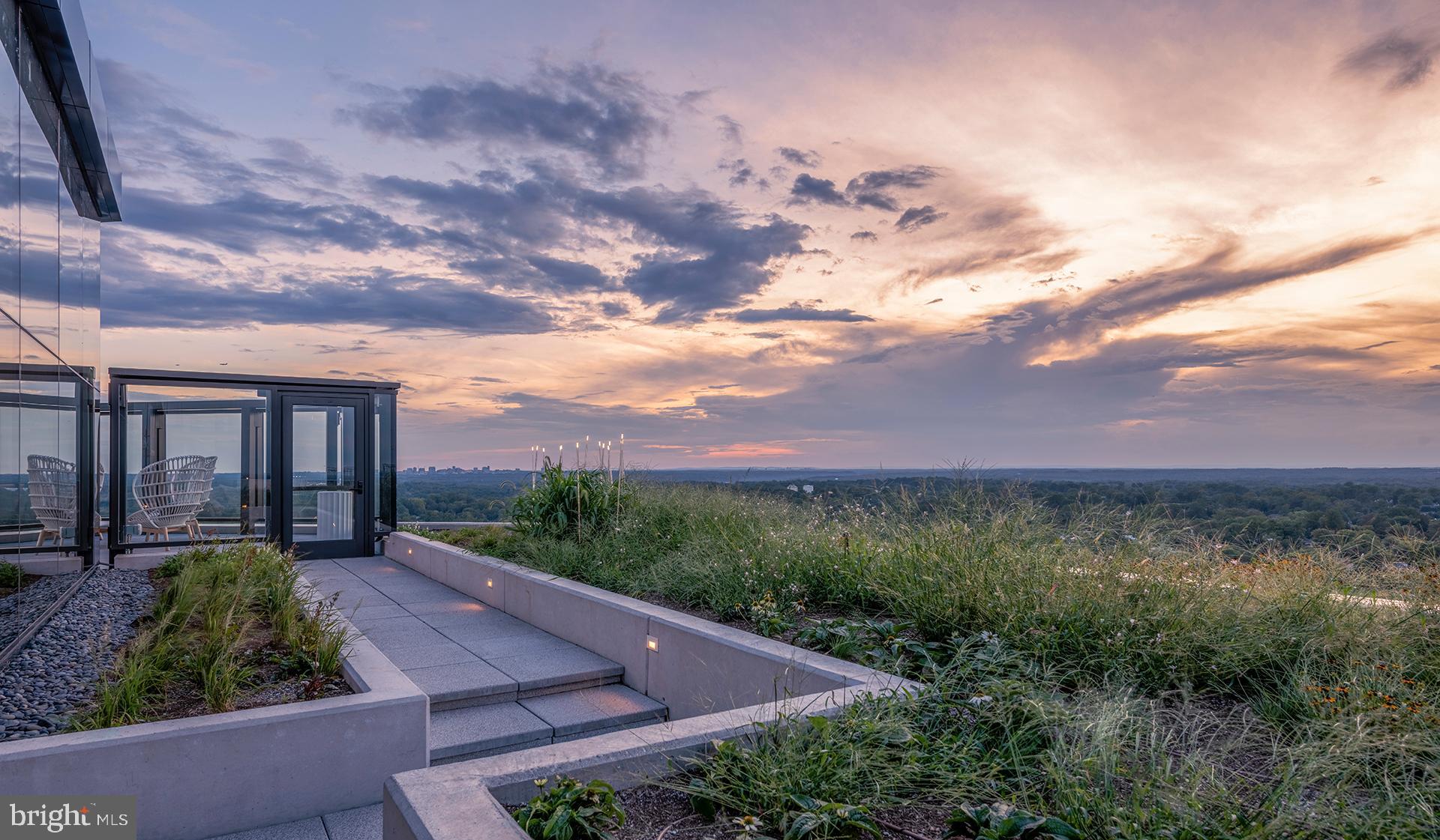 Real estate listing preview #18