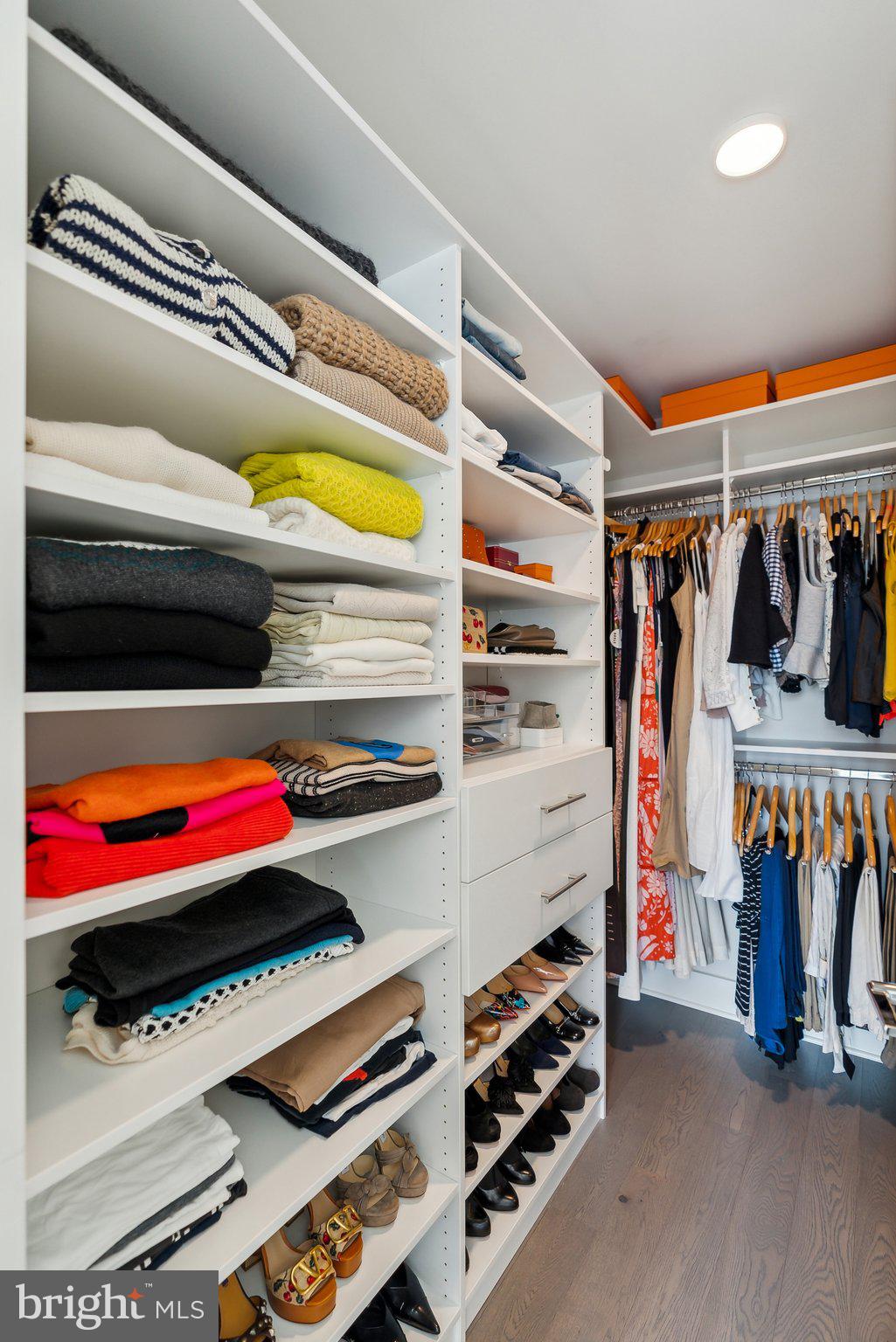 Real estate listing preview #11