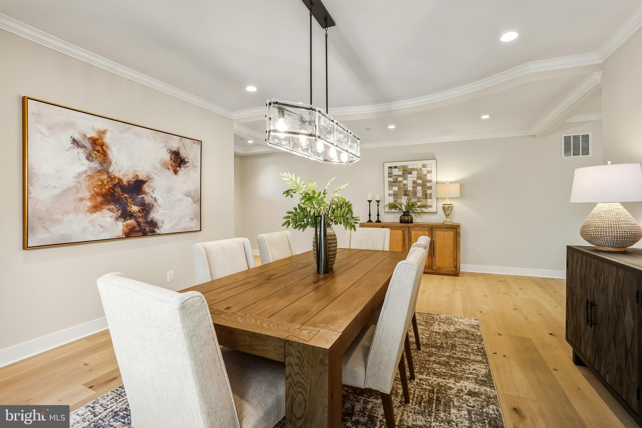 Real estate listing preview #7