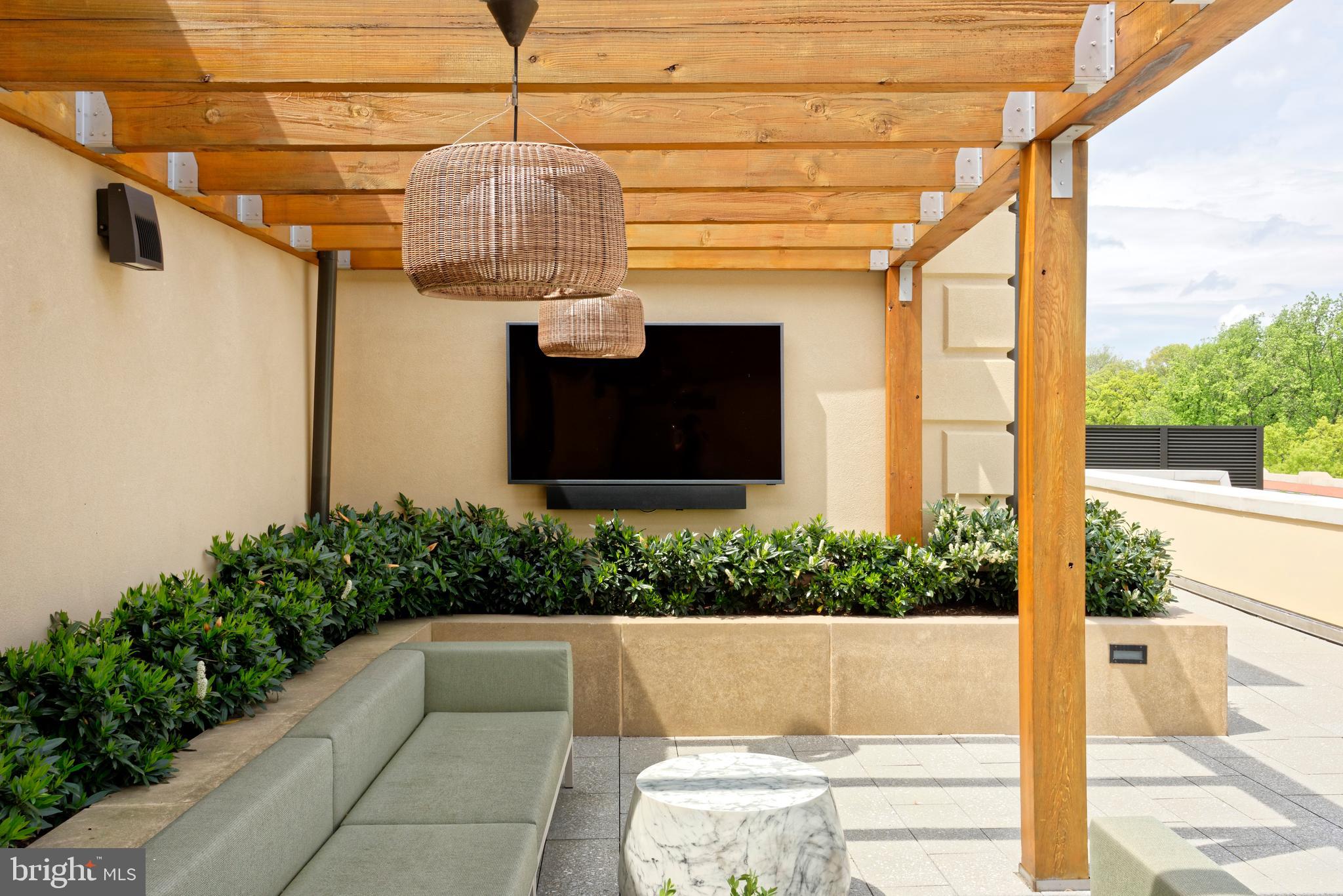 Real estate listing preview #25