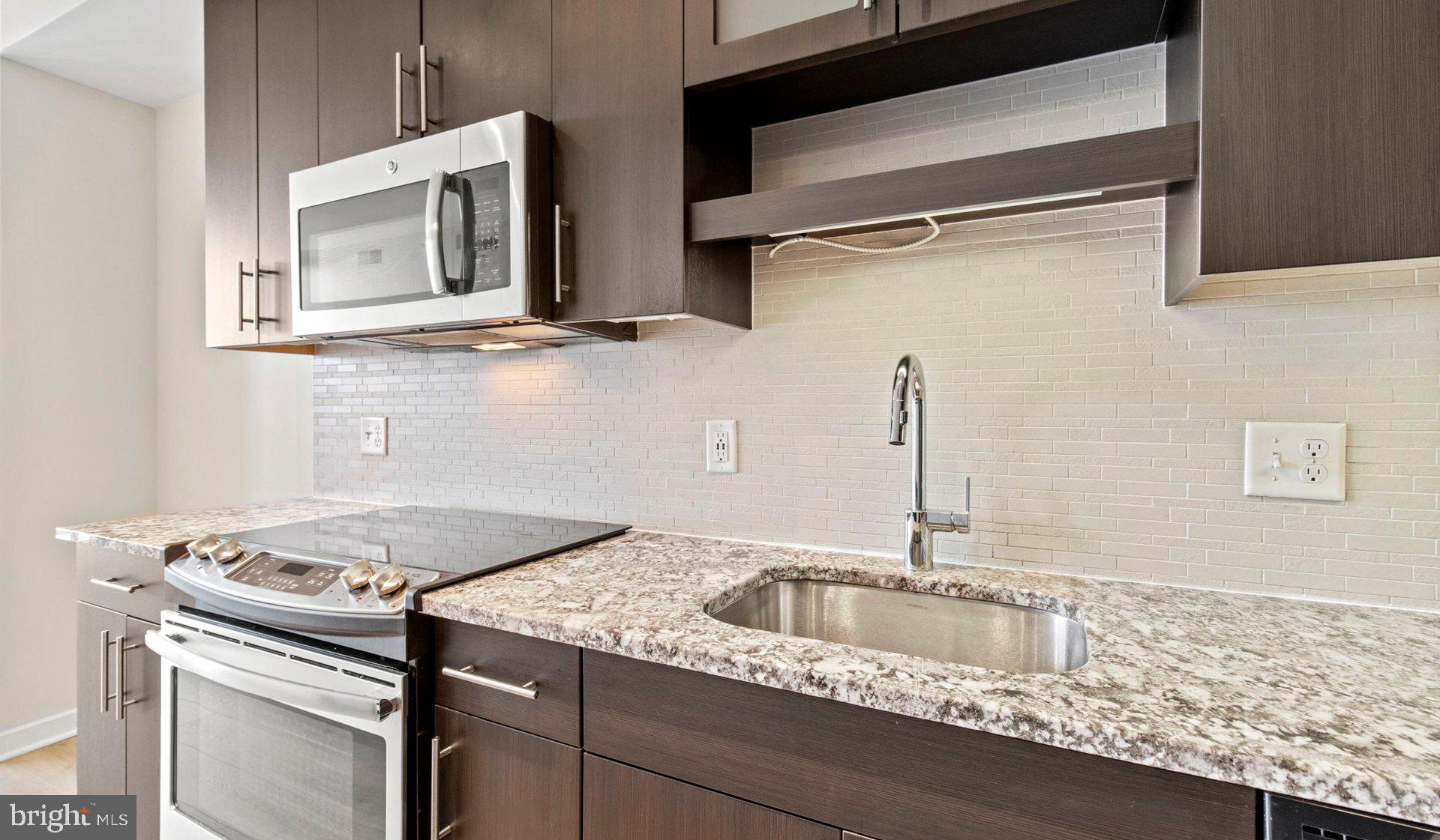 Real estate listing preview #52