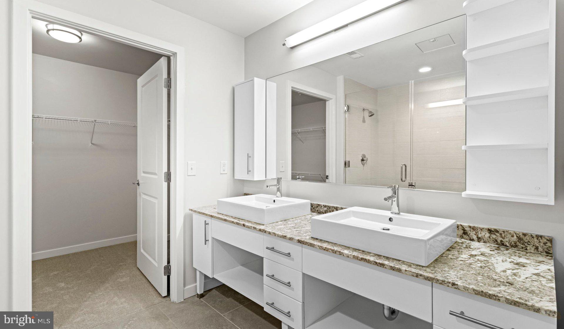 Real estate listing preview #143