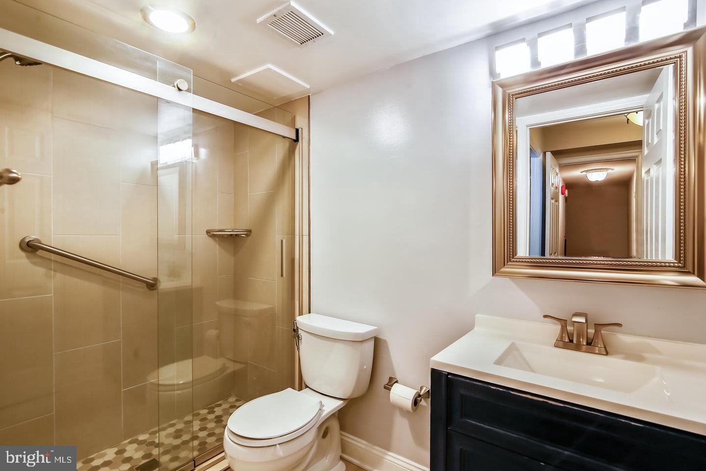 Real estate listing preview #18