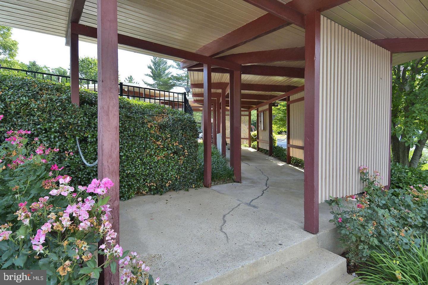 Real estate listing preview #54