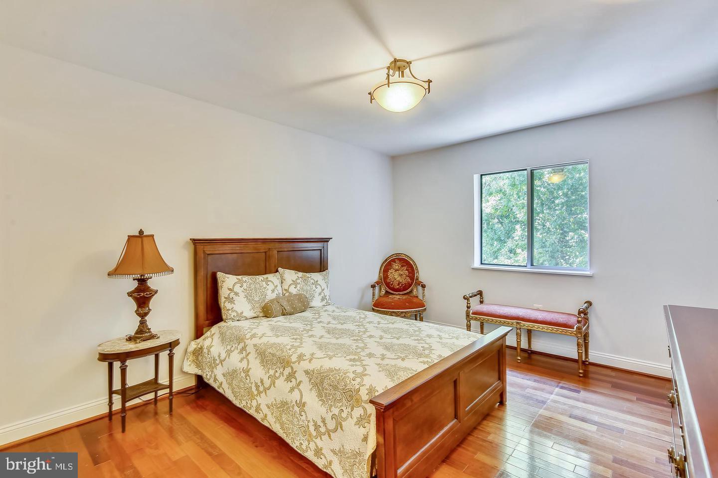 Real estate listing preview #22