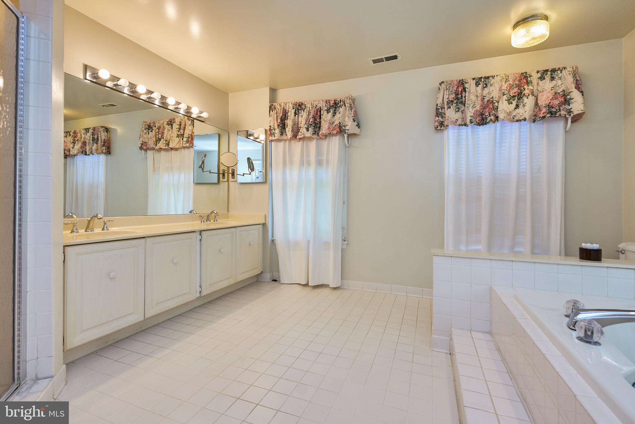 Real estate listing preview #22