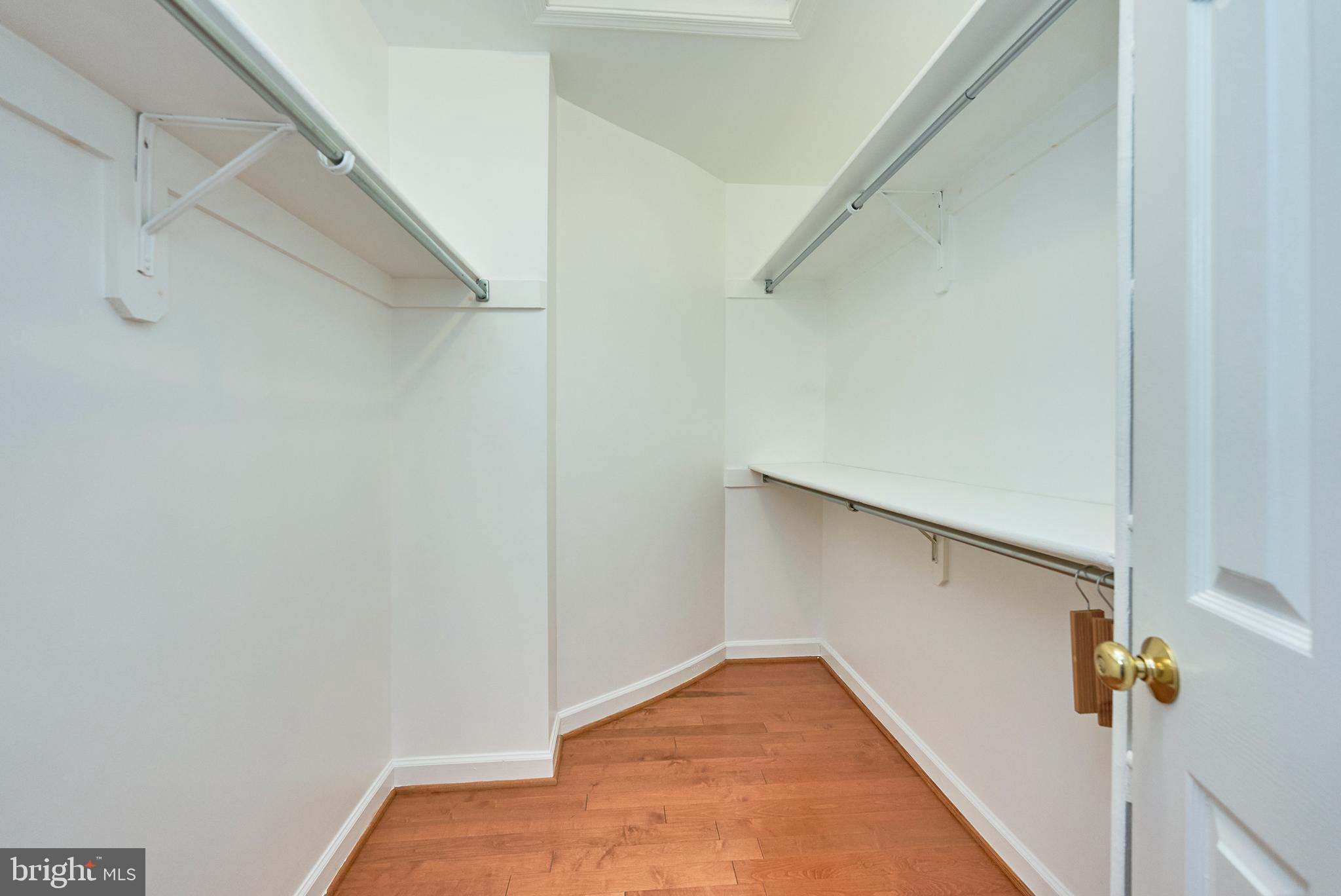 Real estate listing preview #25