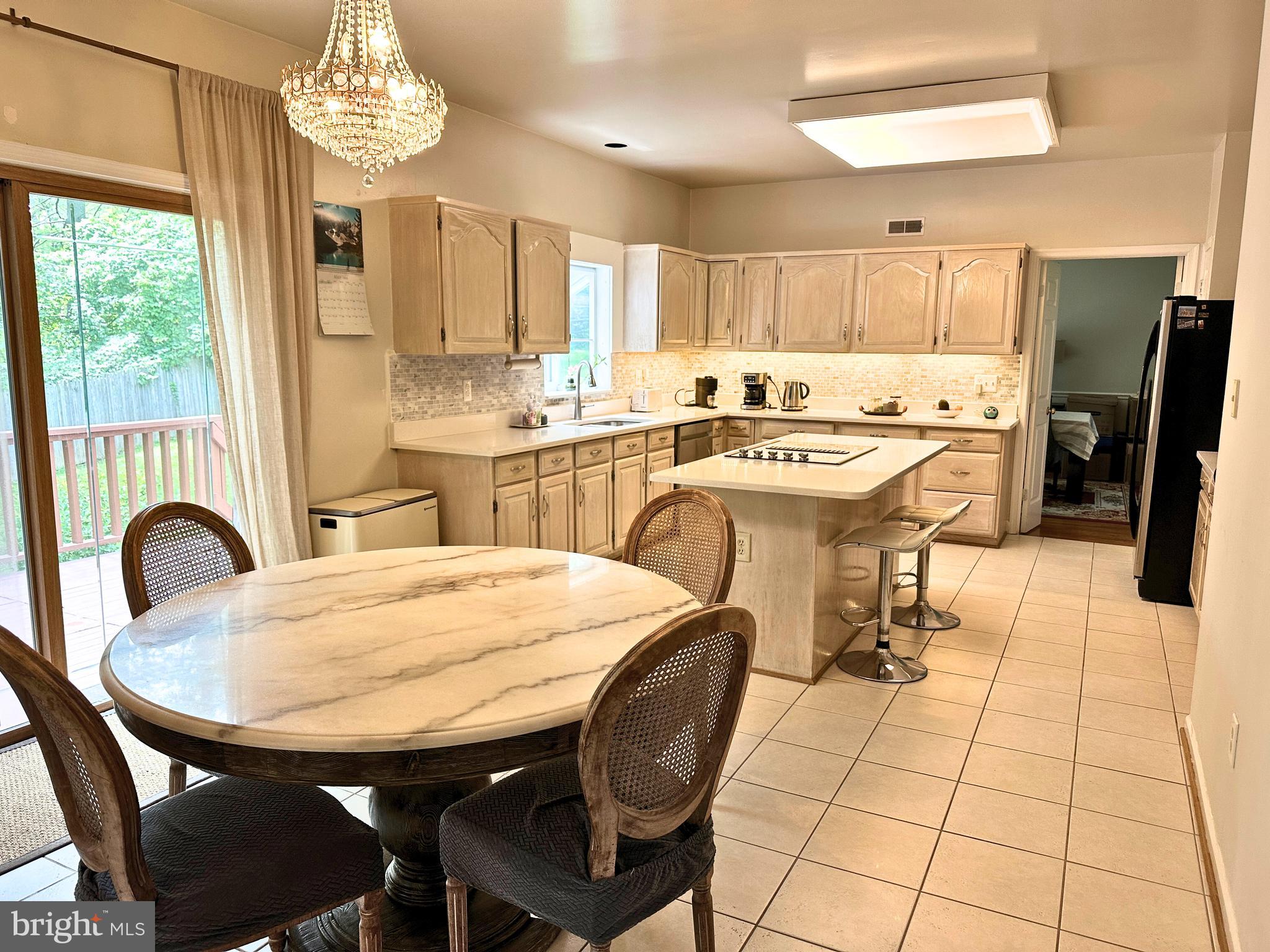 Real estate listing preview #10