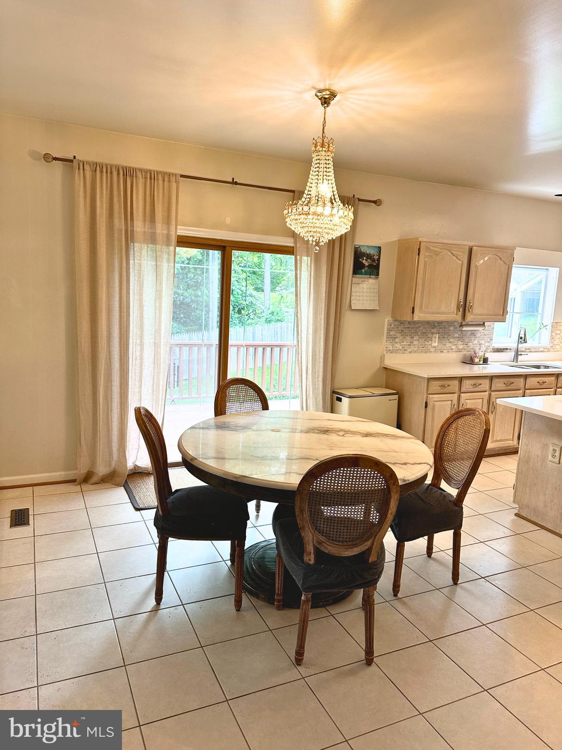 Real estate listing preview #9