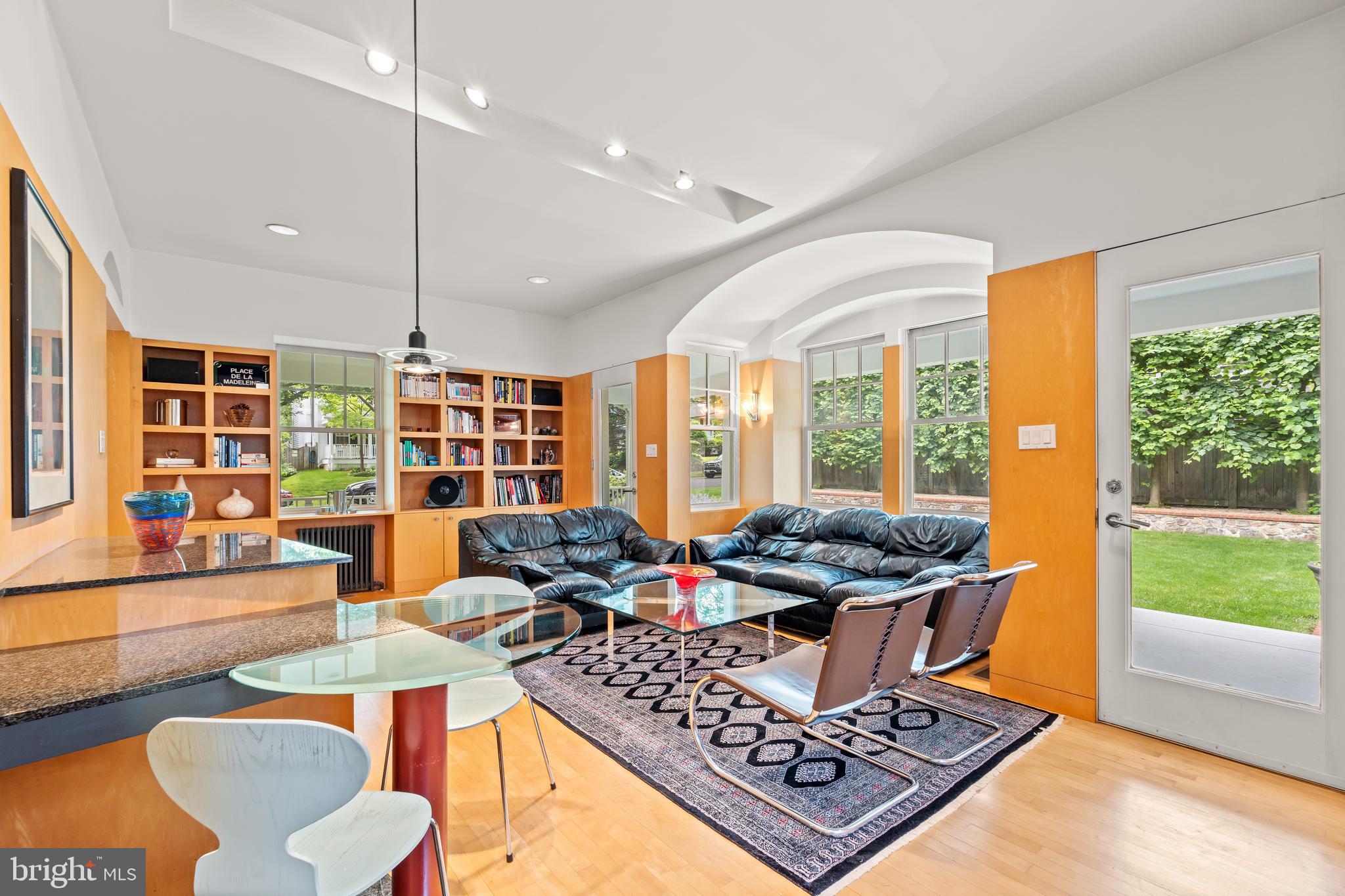 Real estate listing preview #30