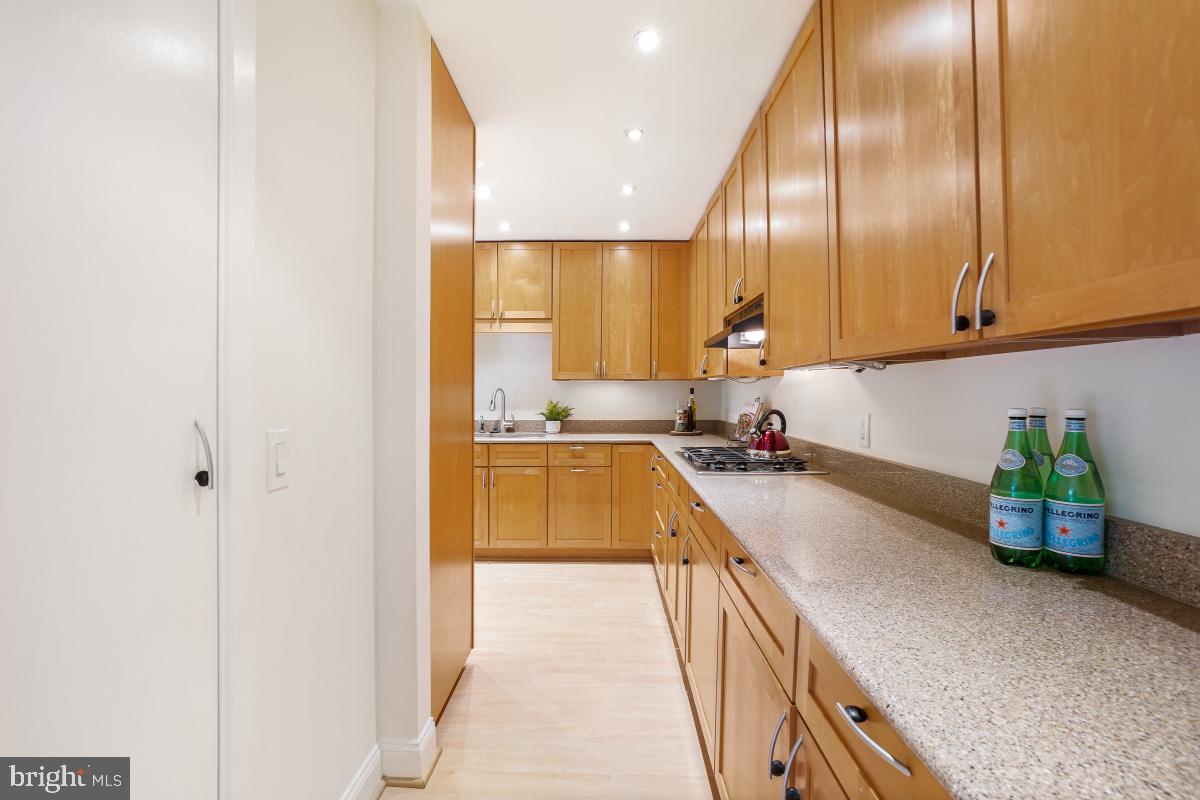 Real estate listing preview #15