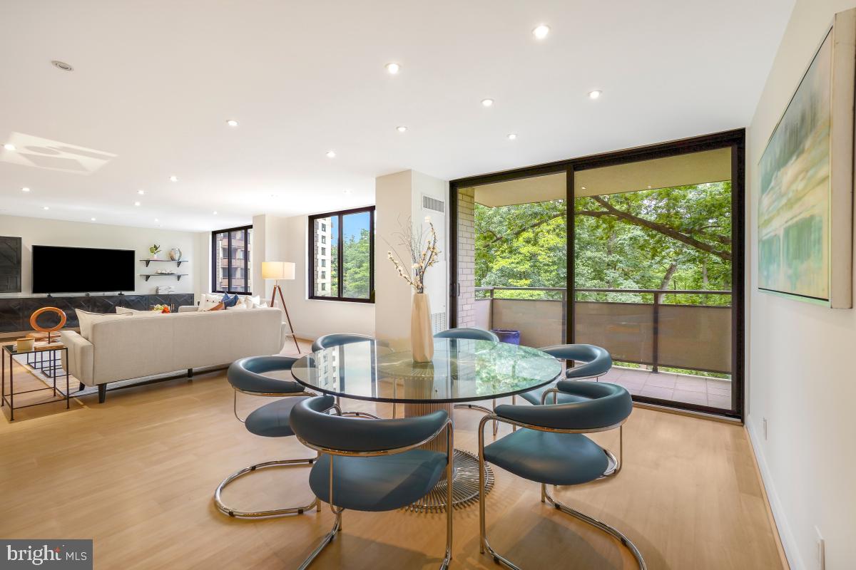 Real estate listing preview #14