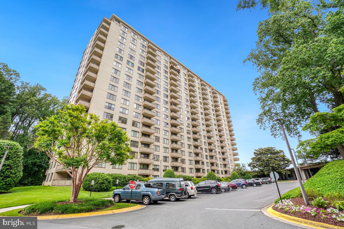 Real estate listing preview #1