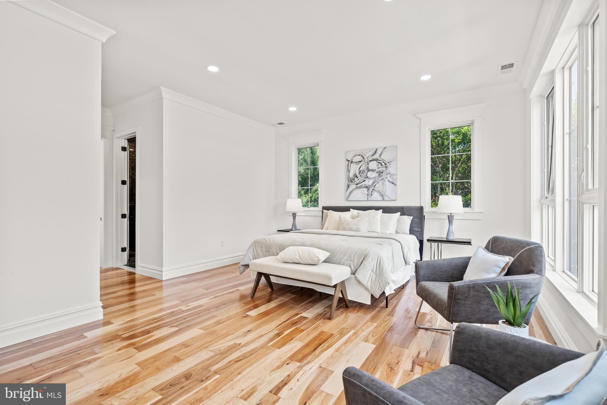 Real estate listing preview #29