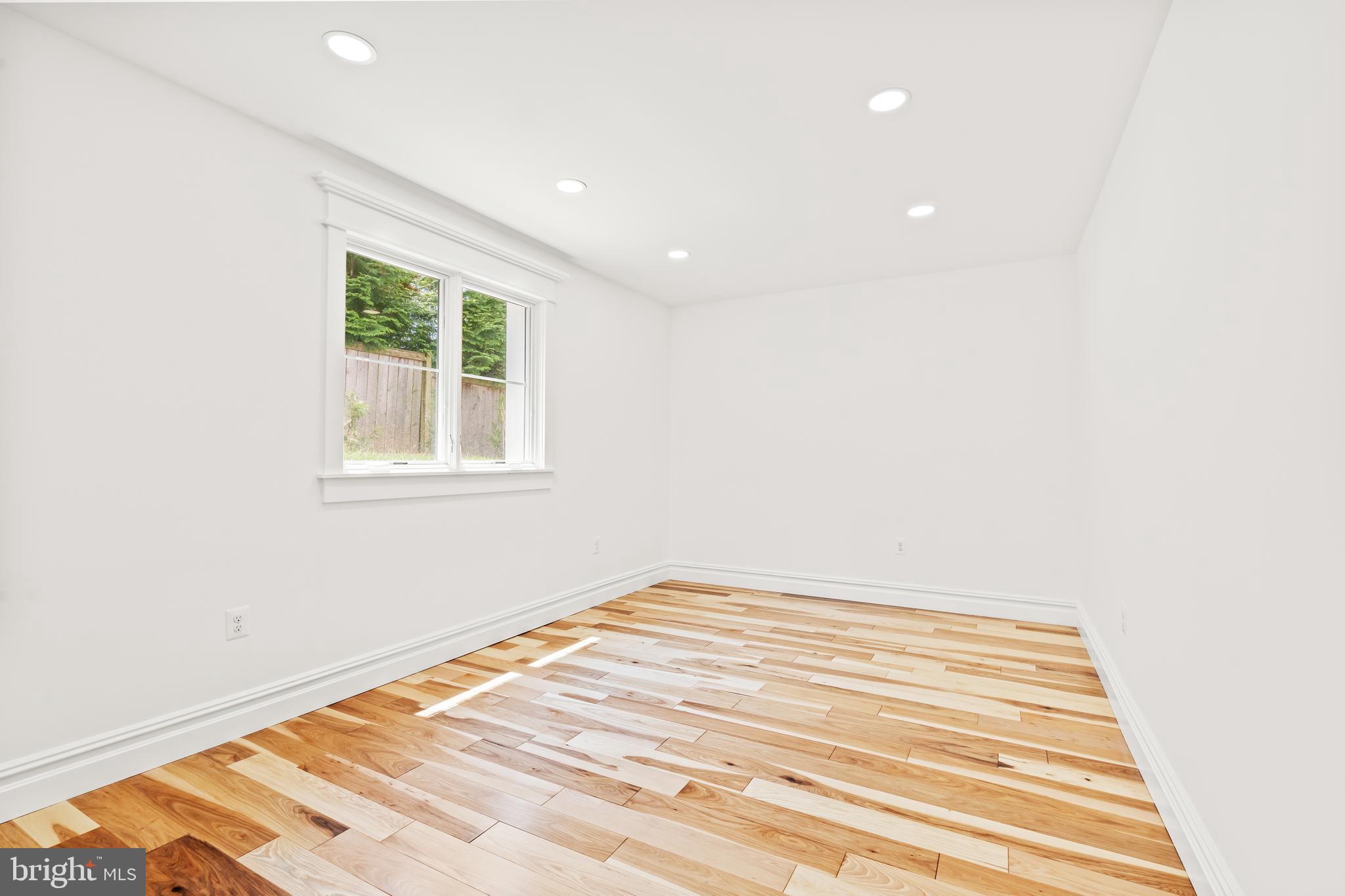 Real estate listing preview #51