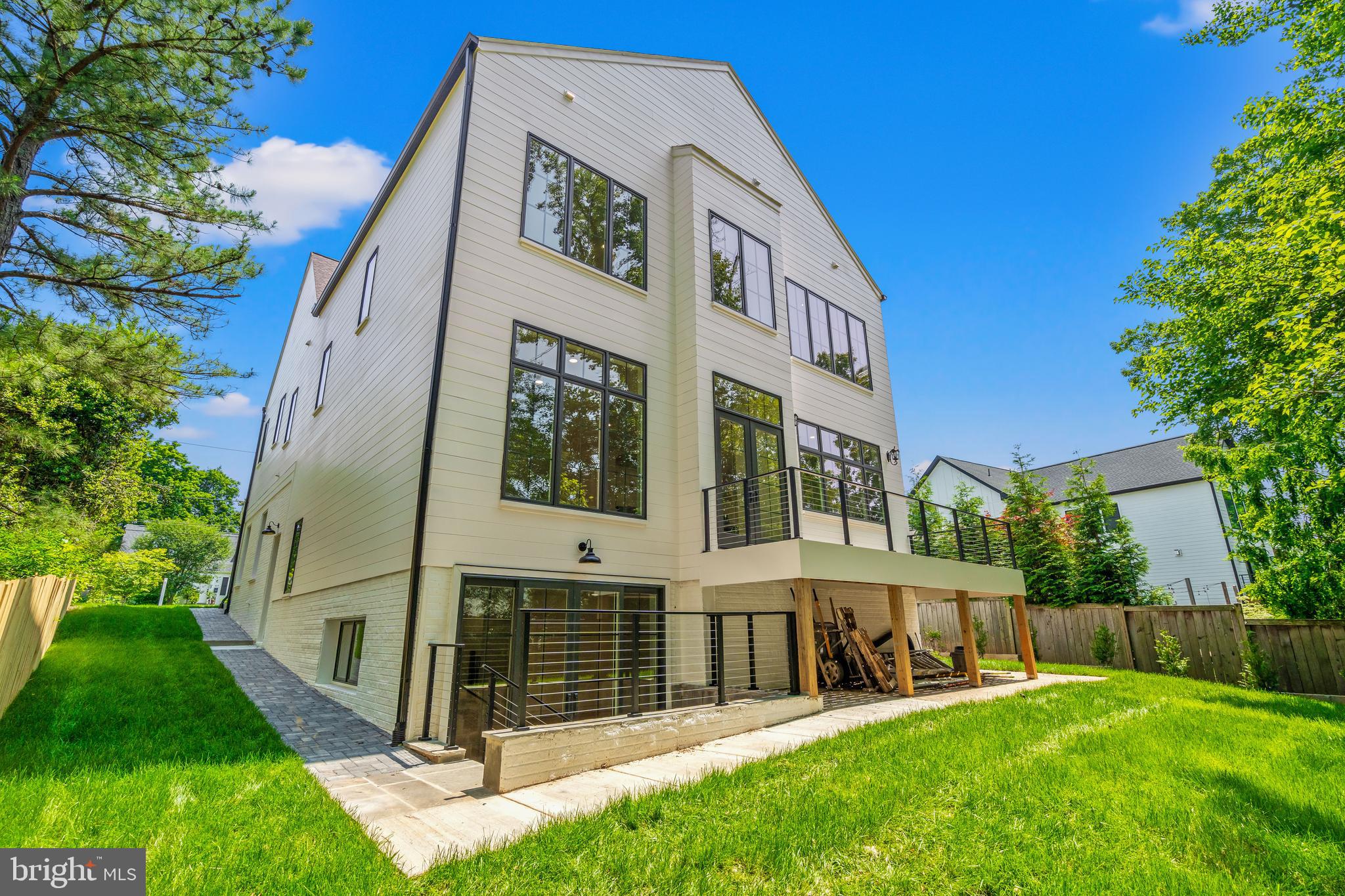 Real estate listing preview #59