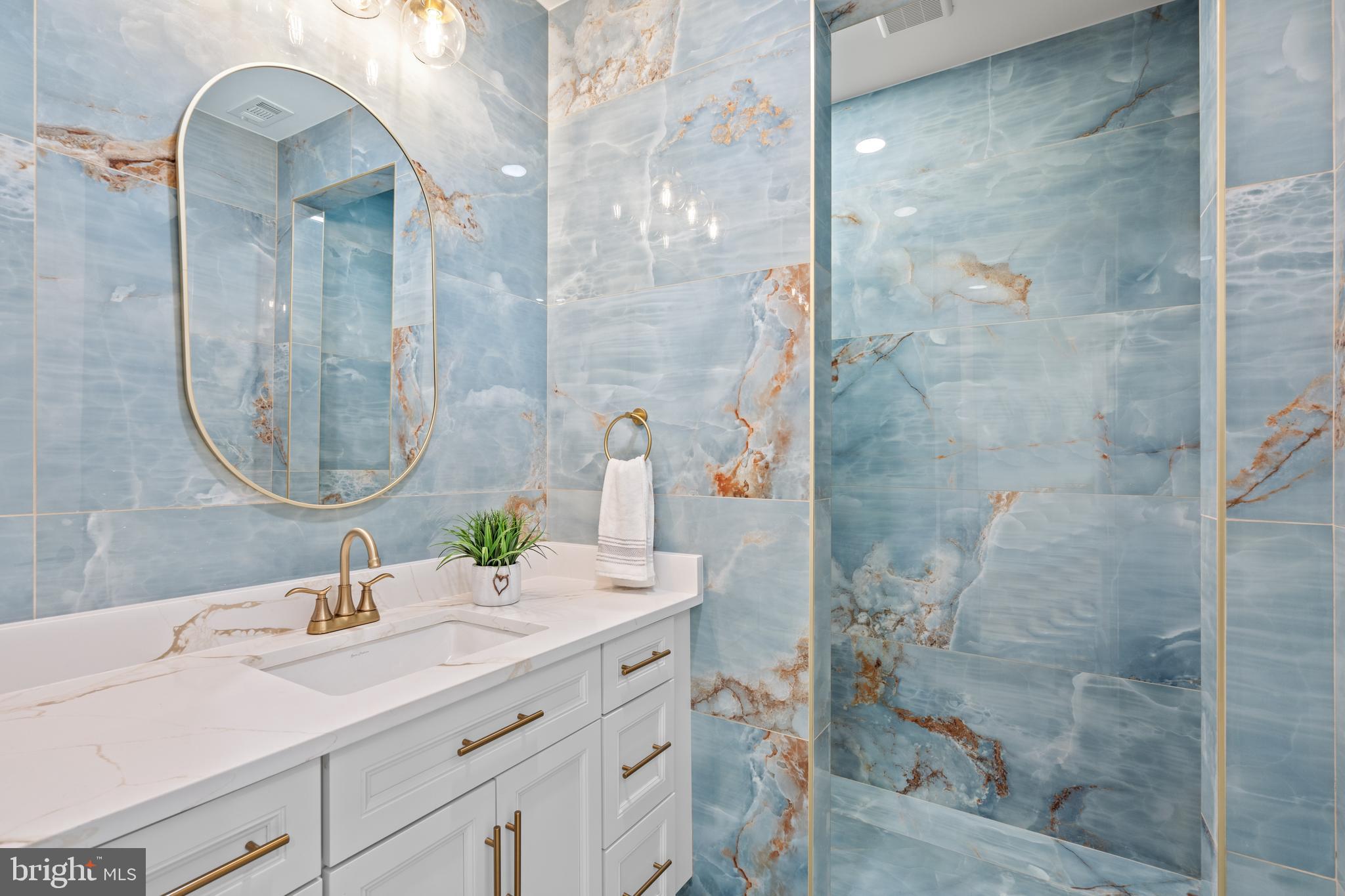 Real estate listing preview #22