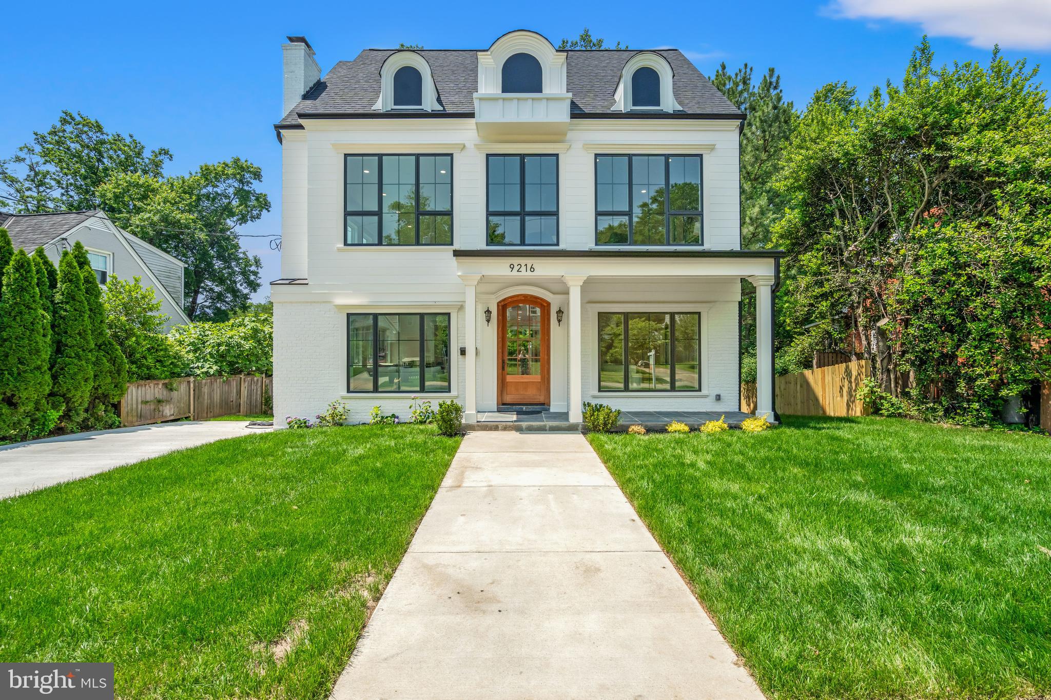 Real estate listing preview #1