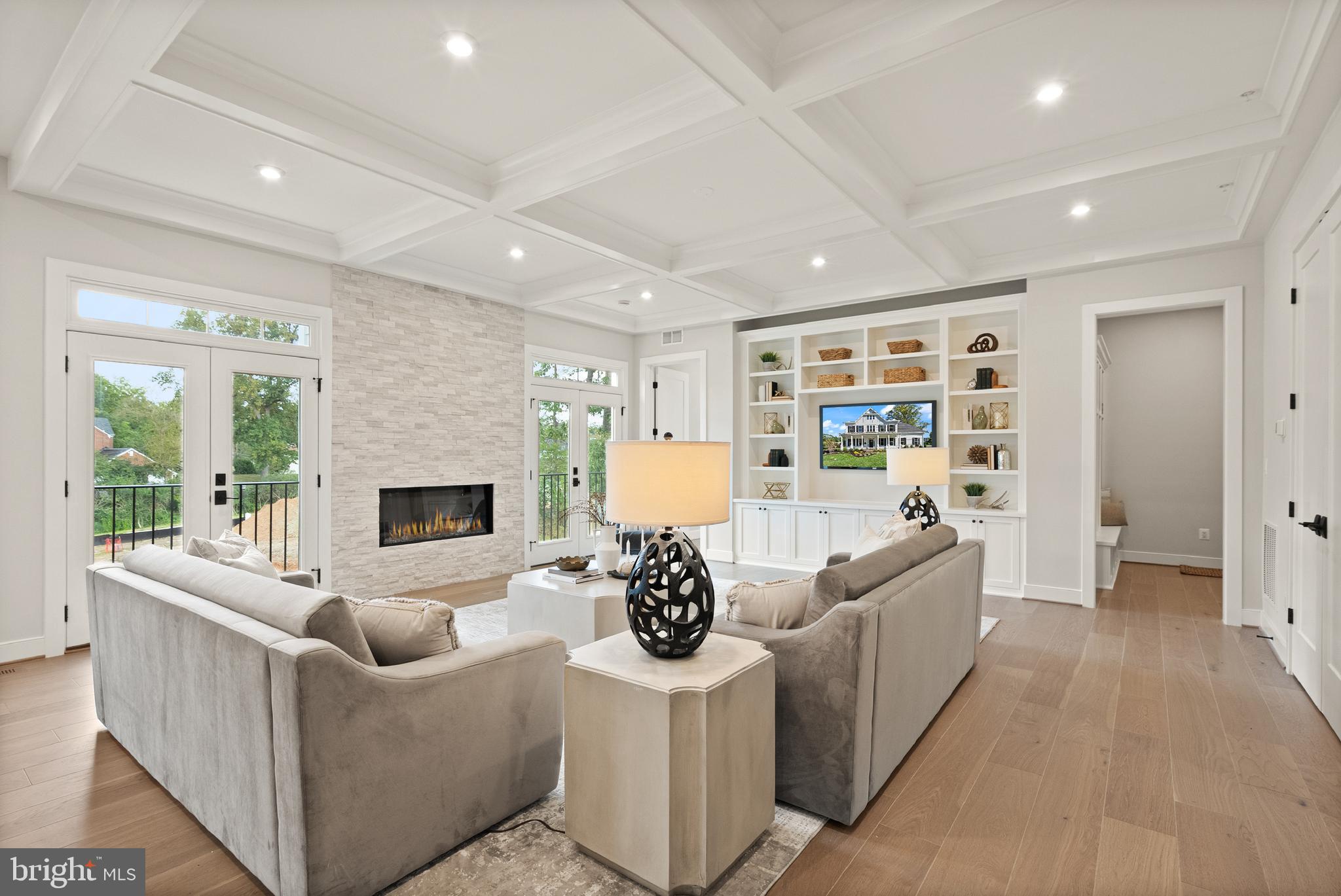 Real estate listing preview #5