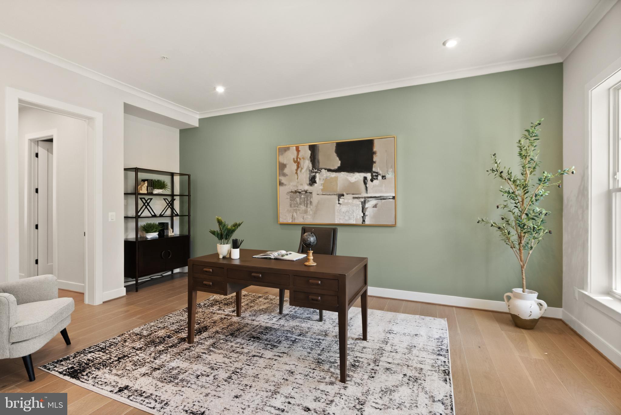 Real estate listing preview #12