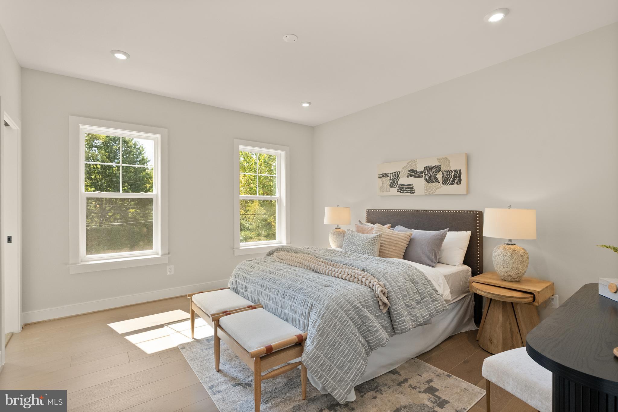 Real estate listing preview #25