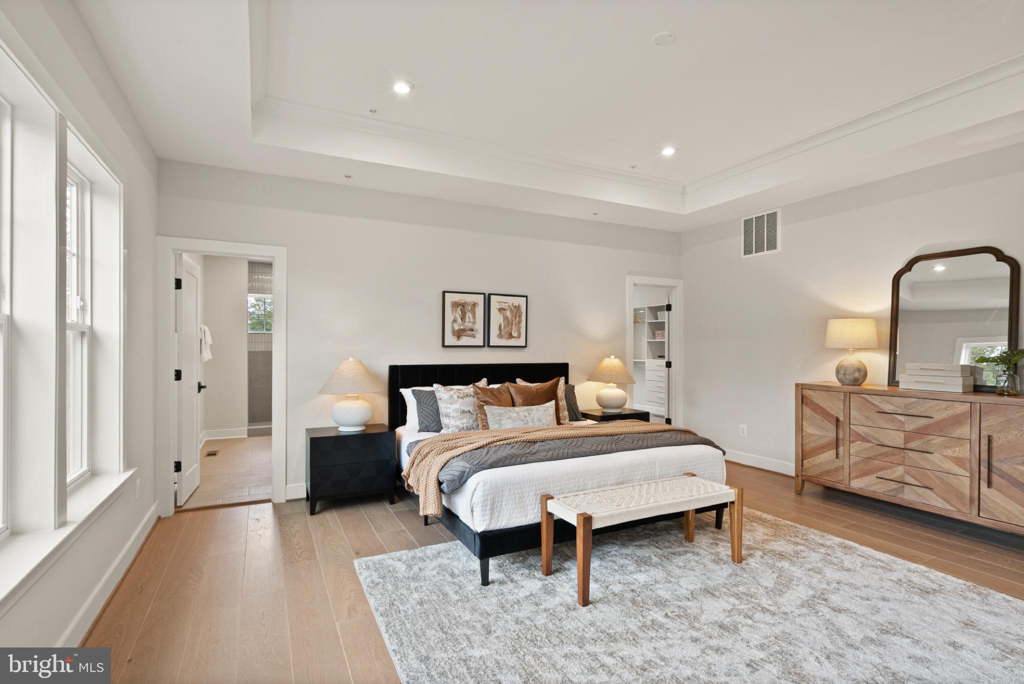 Real estate listing preview #17