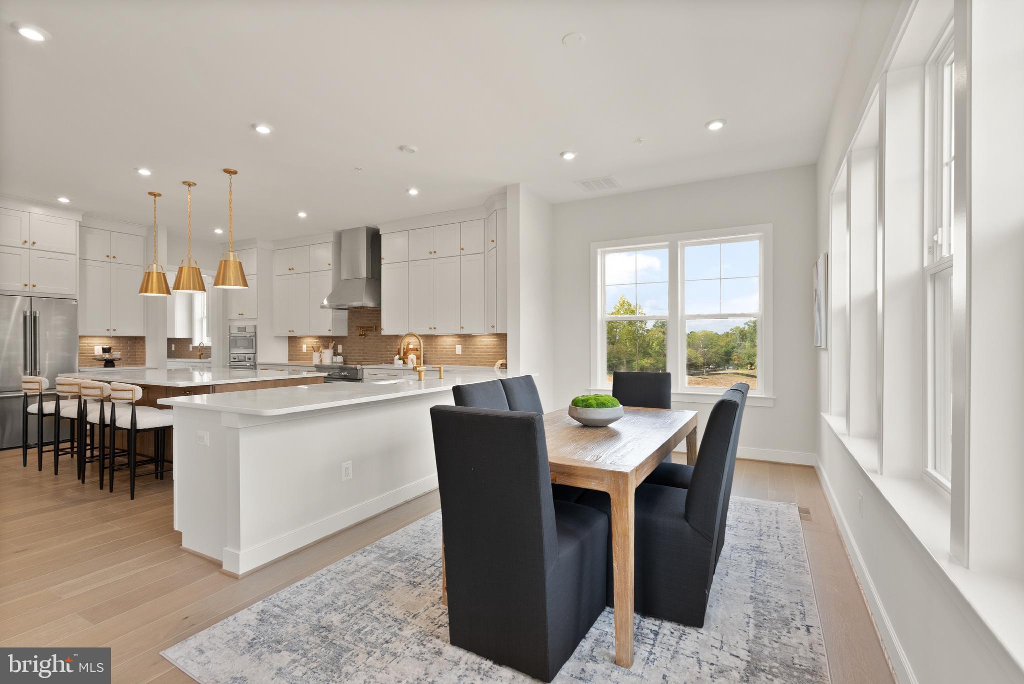 Real estate listing preview #9