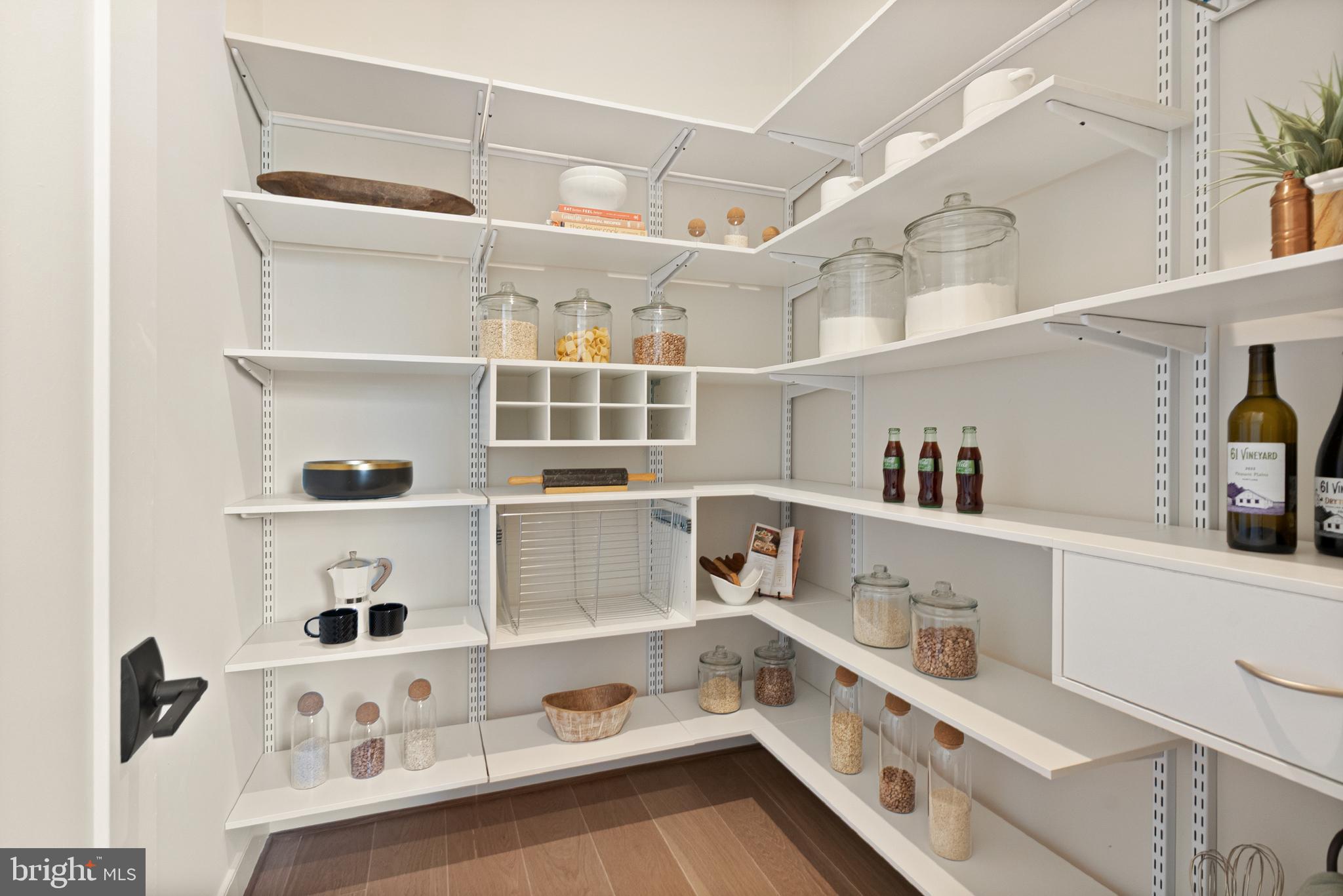 Real estate listing preview #11