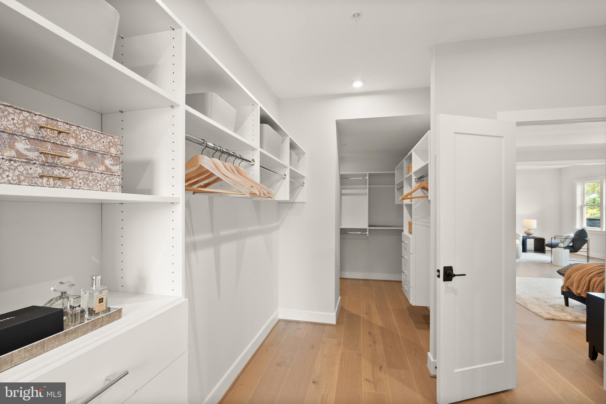 Real estate listing preview #22